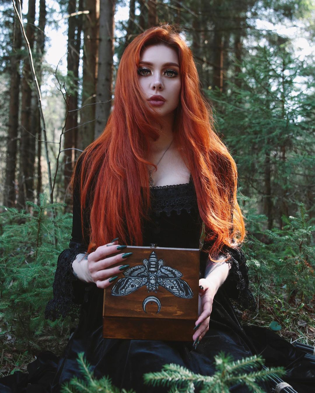 Box - Silver Death's head moth