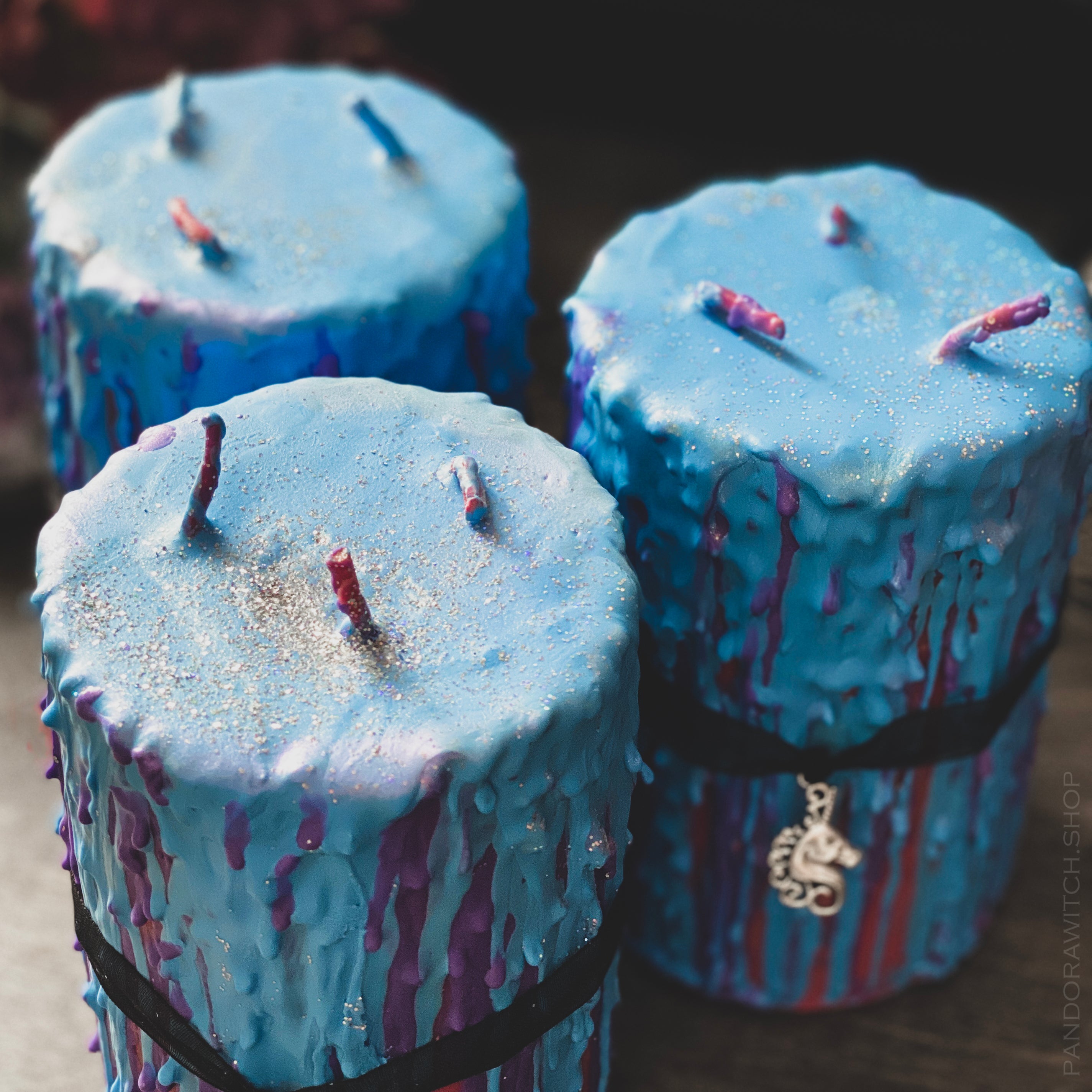 Gothika Unicorn - Beeswax candle