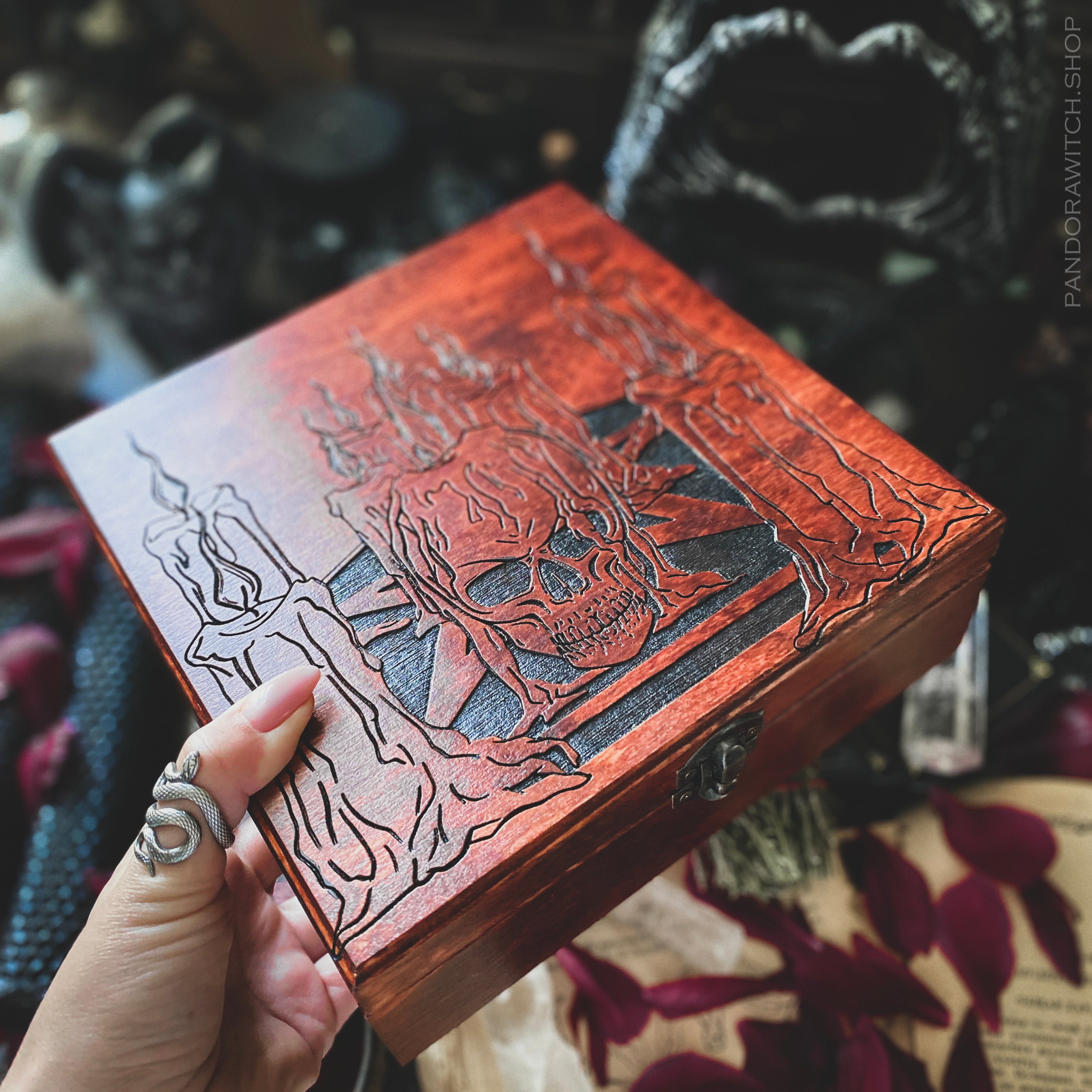 Box with sections - Ritual