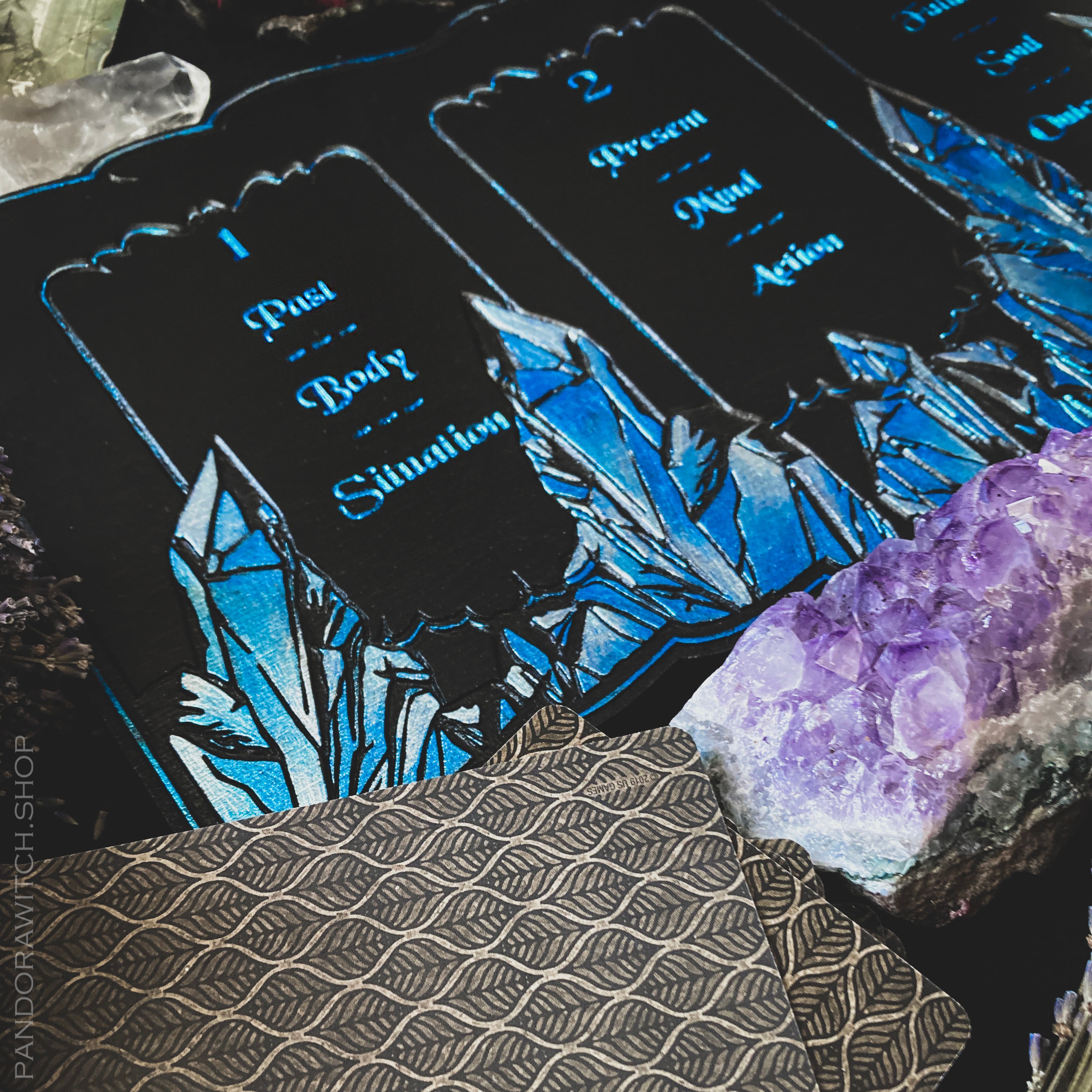Tarot Board Three Card Spread - Lazur Crystals