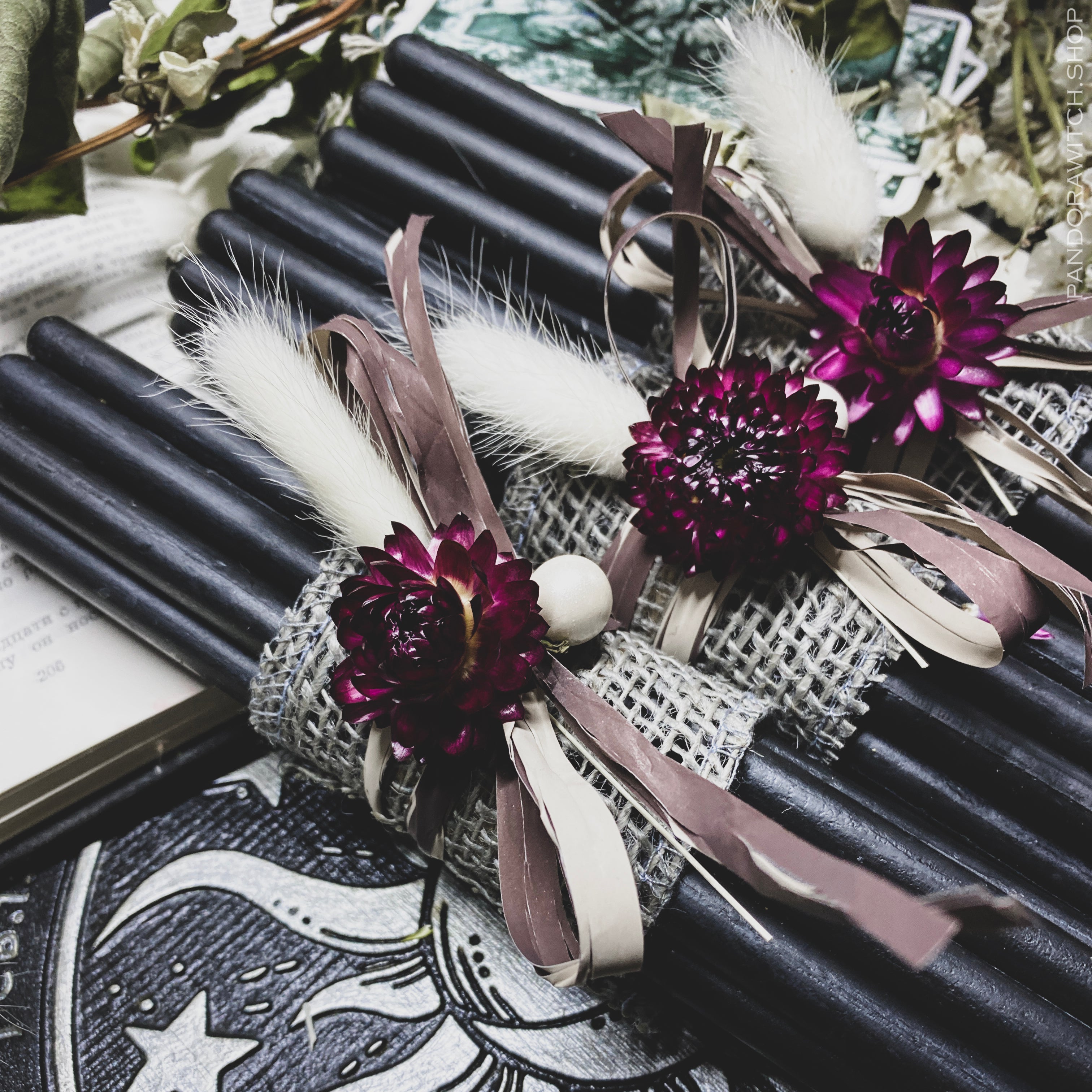 Black beeswax candles - Flower Set