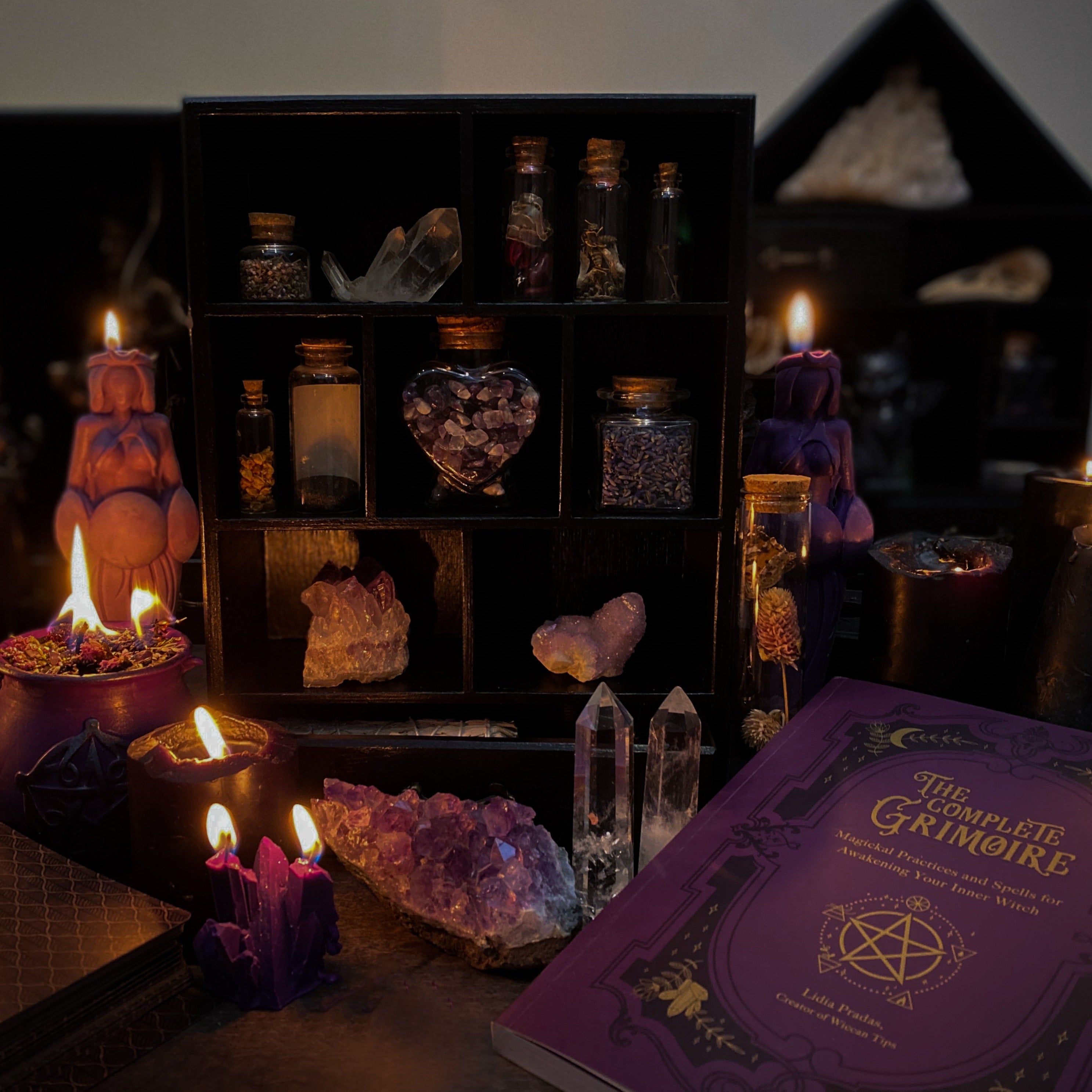 Witch's Shelf - Black