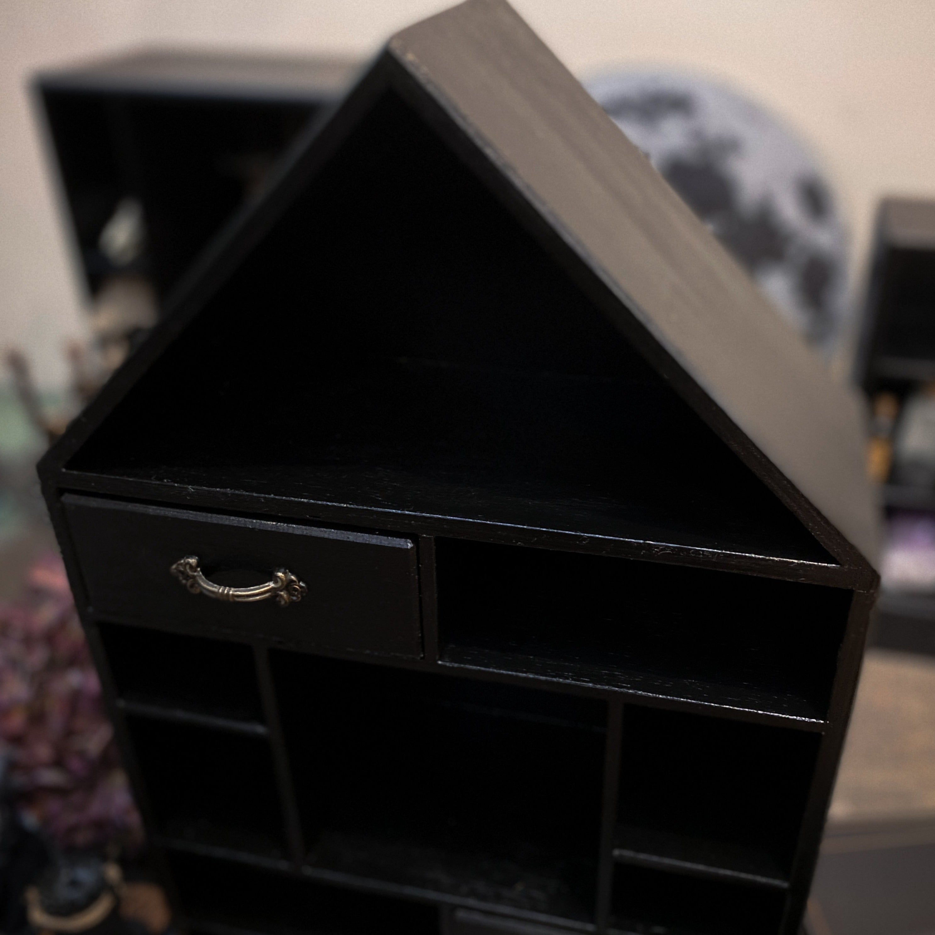 Shelf Witch House - Black
