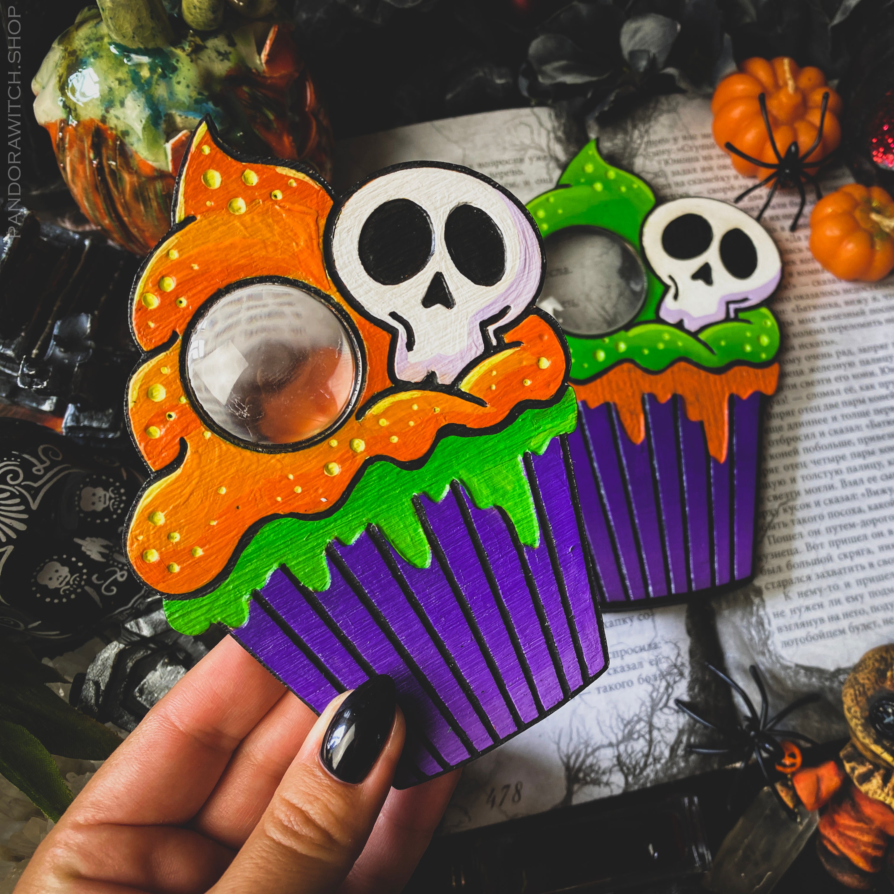 Planchette - Trick'r Treat - Skull Cake