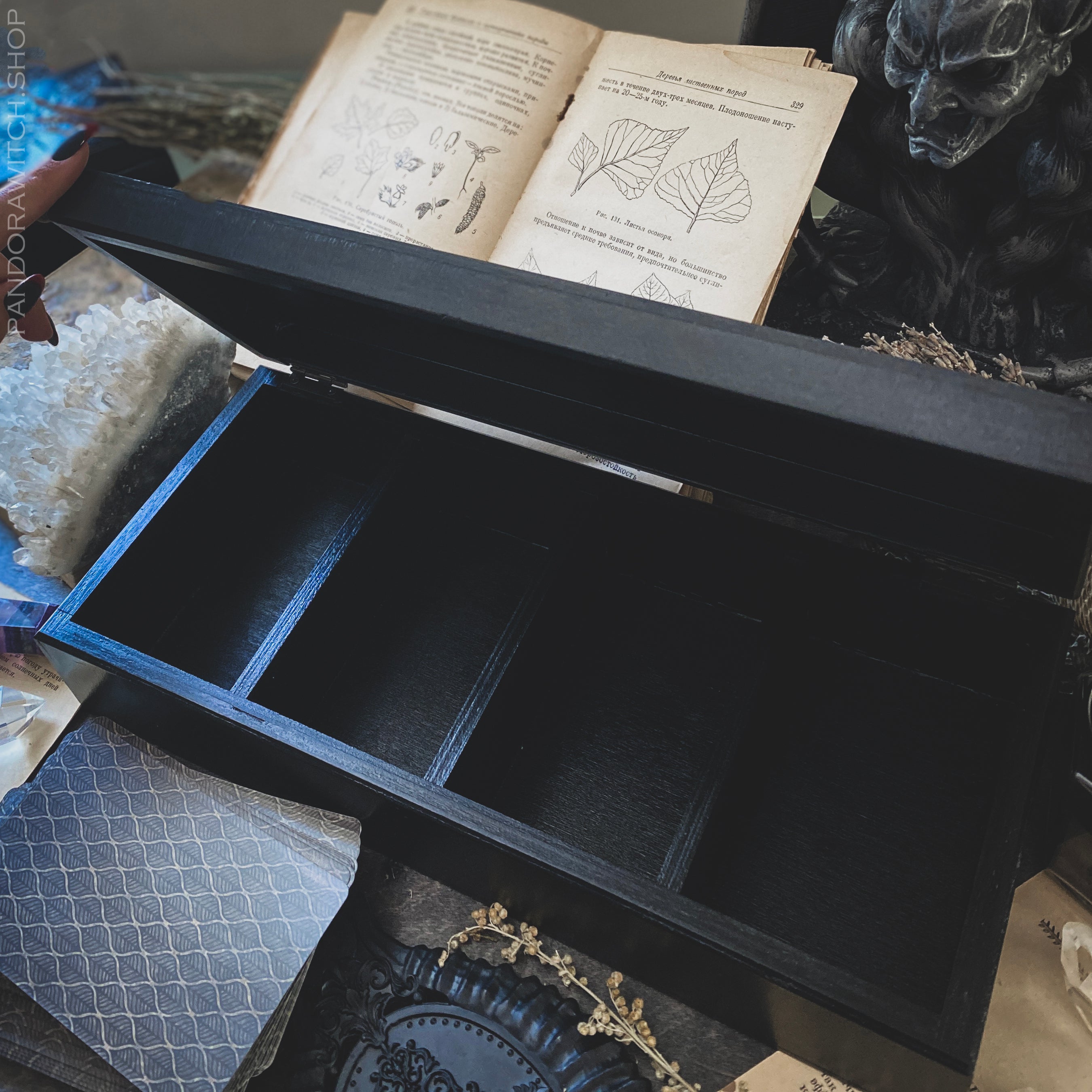 Box - Silver Moons - For 4 Tarot decks