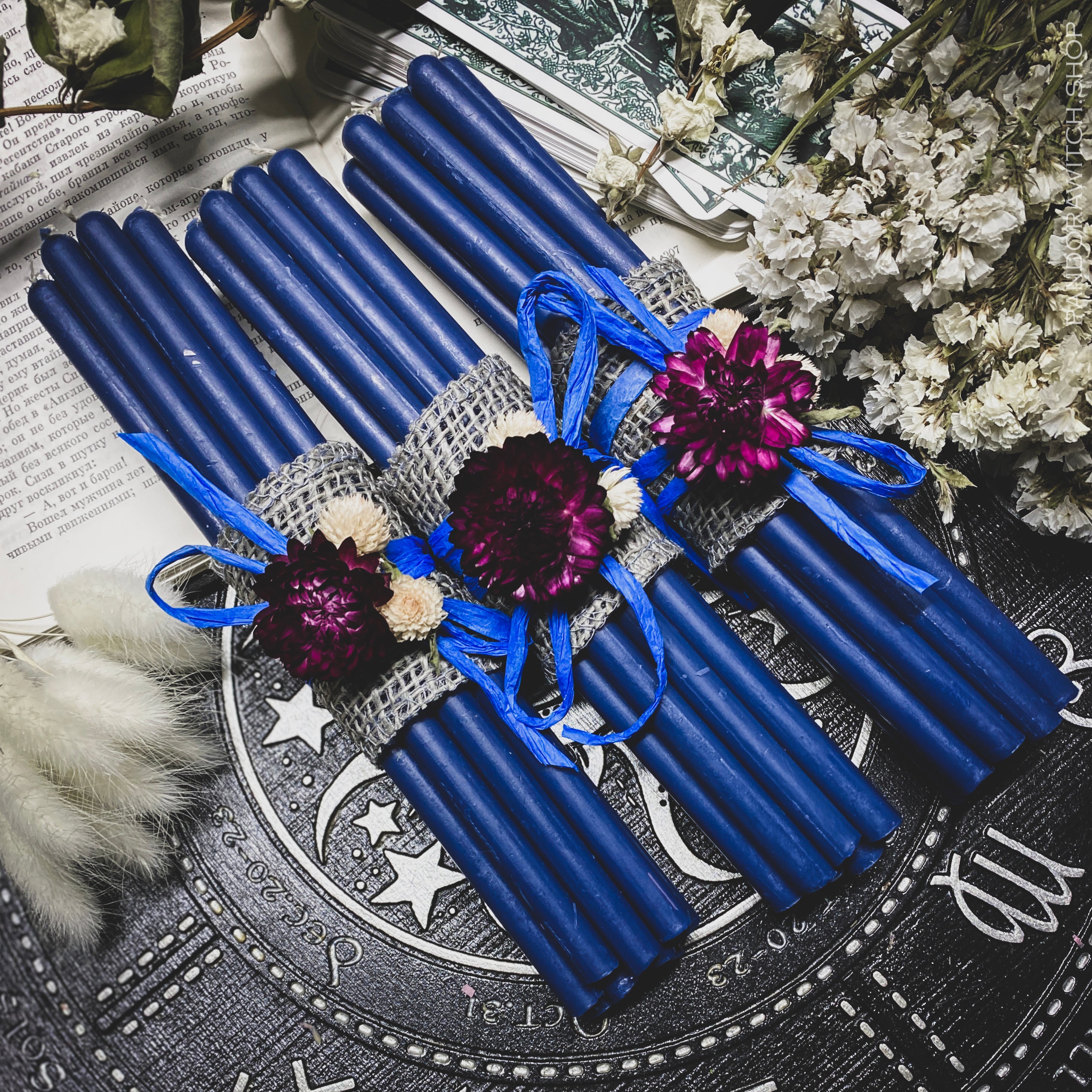 Blue beeswax candles - Flower Set