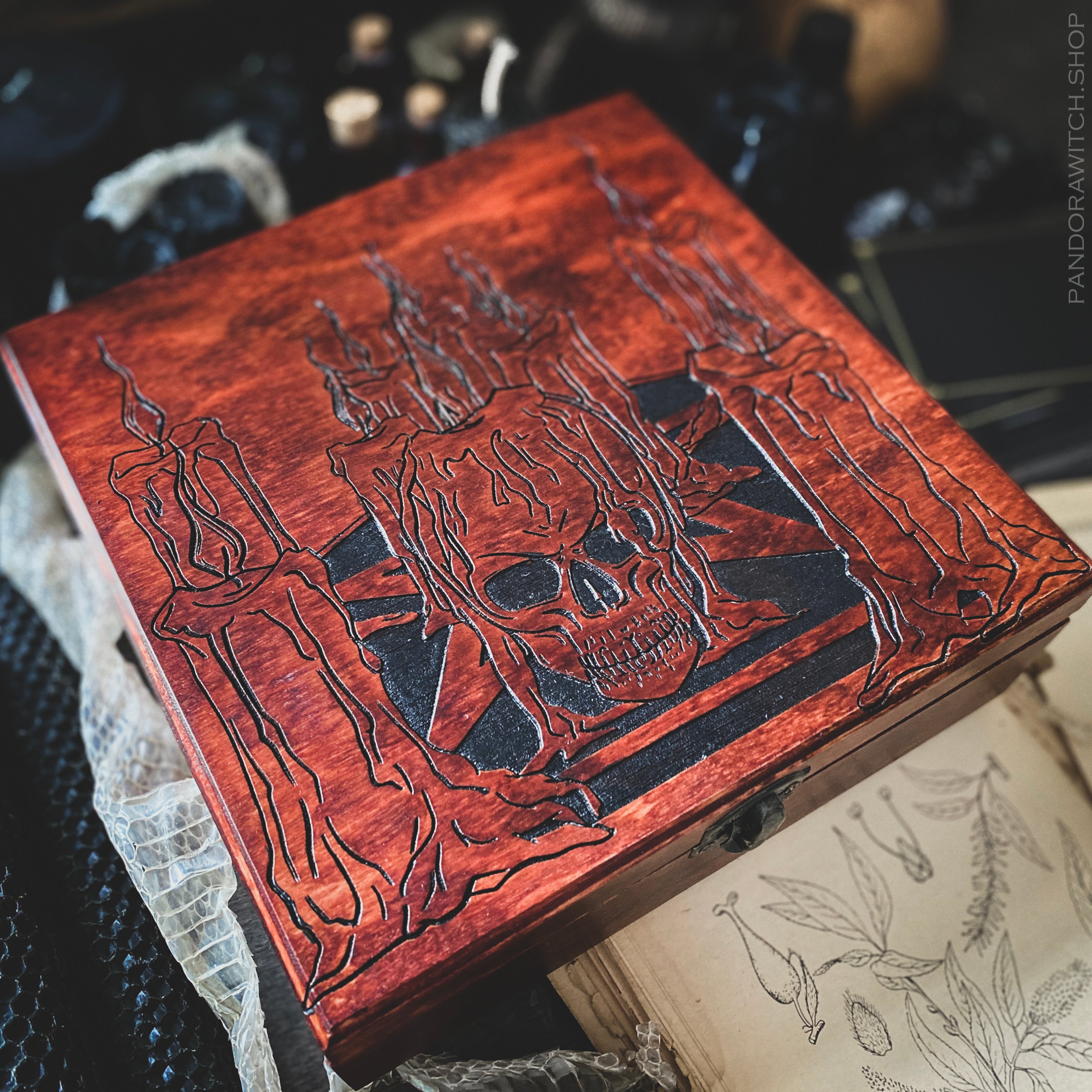 Box with sections - Ritual