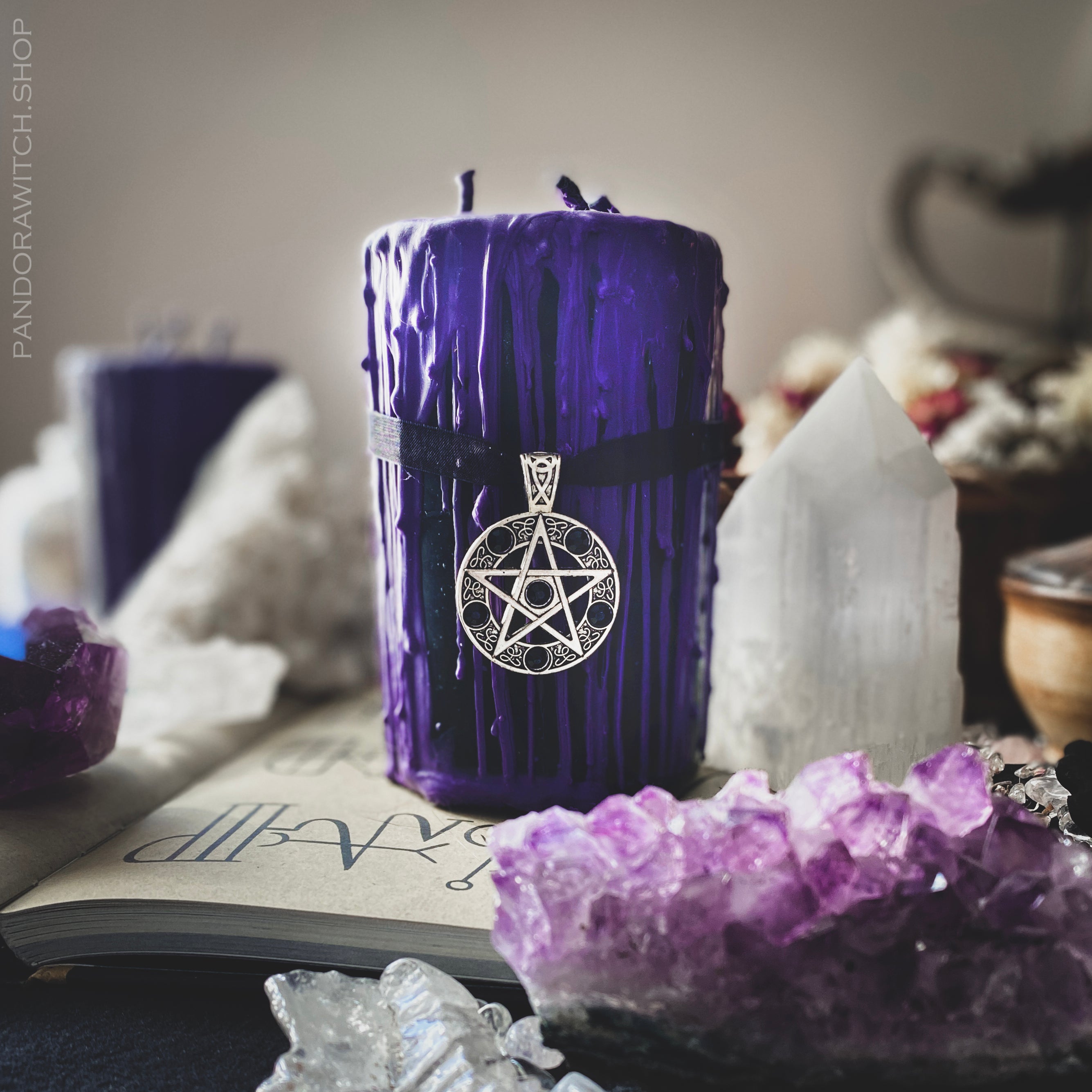 Gothika Twilight - Beeswax candle