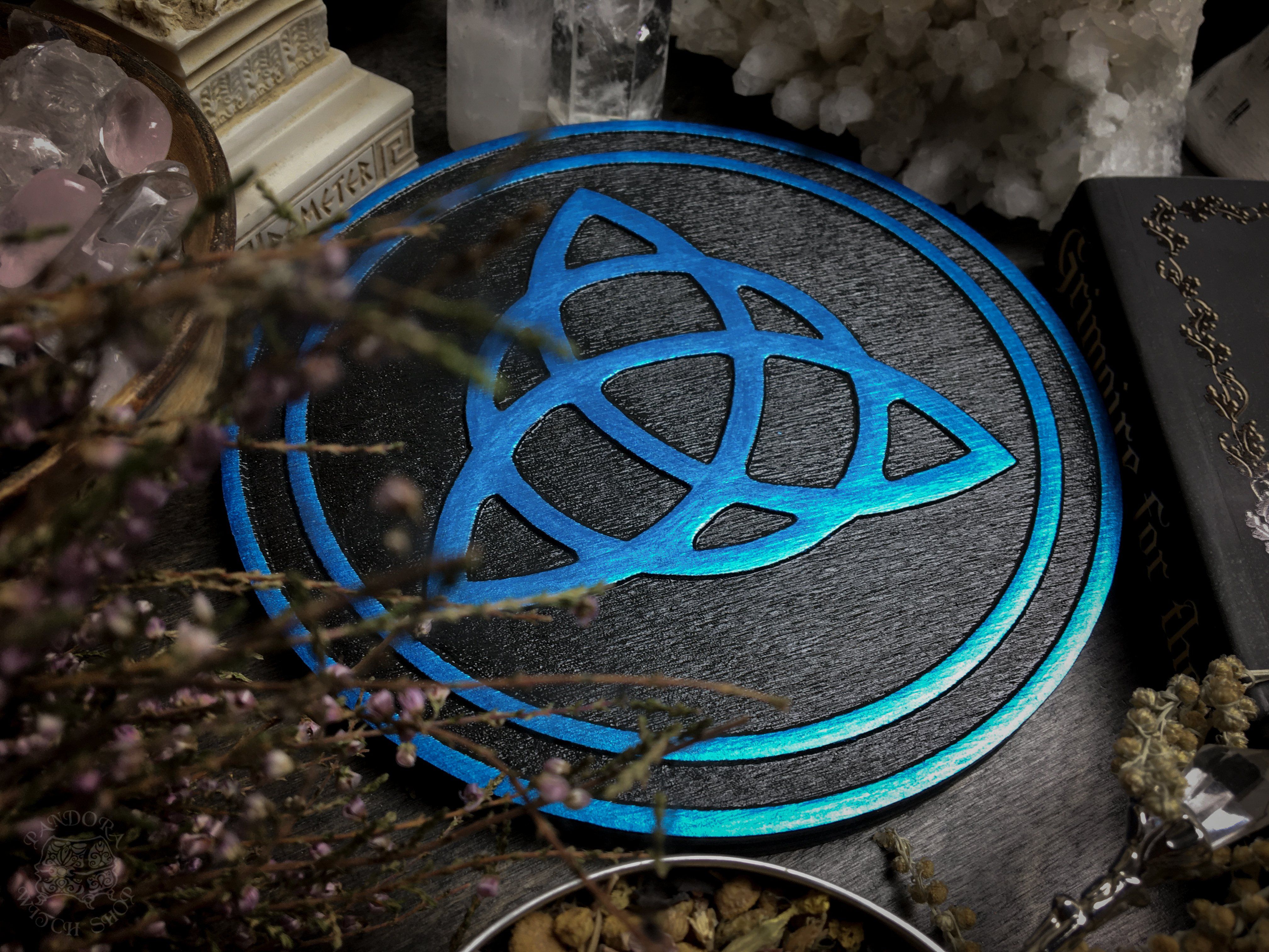 Altar pentacle - Triquetra - Color