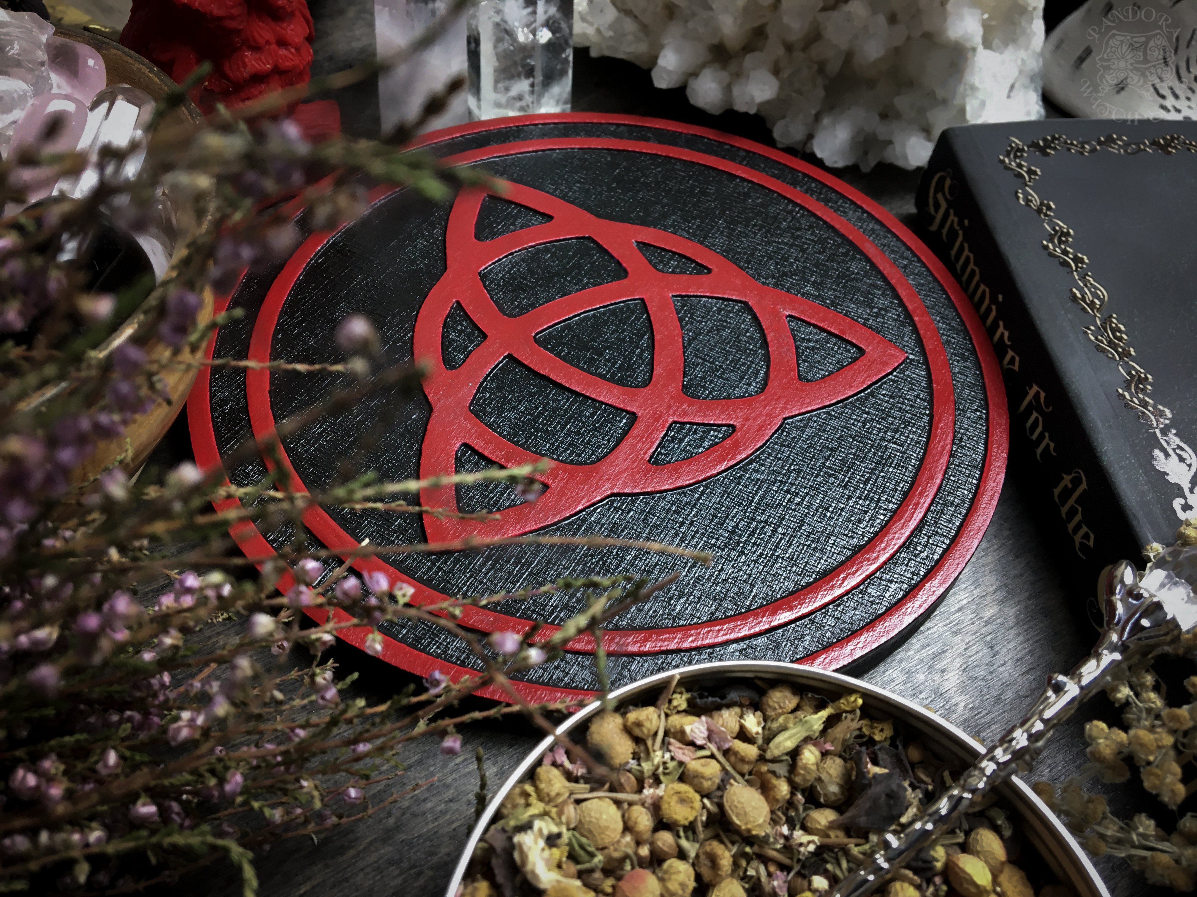 Altar pentacle - Triquetra - Color