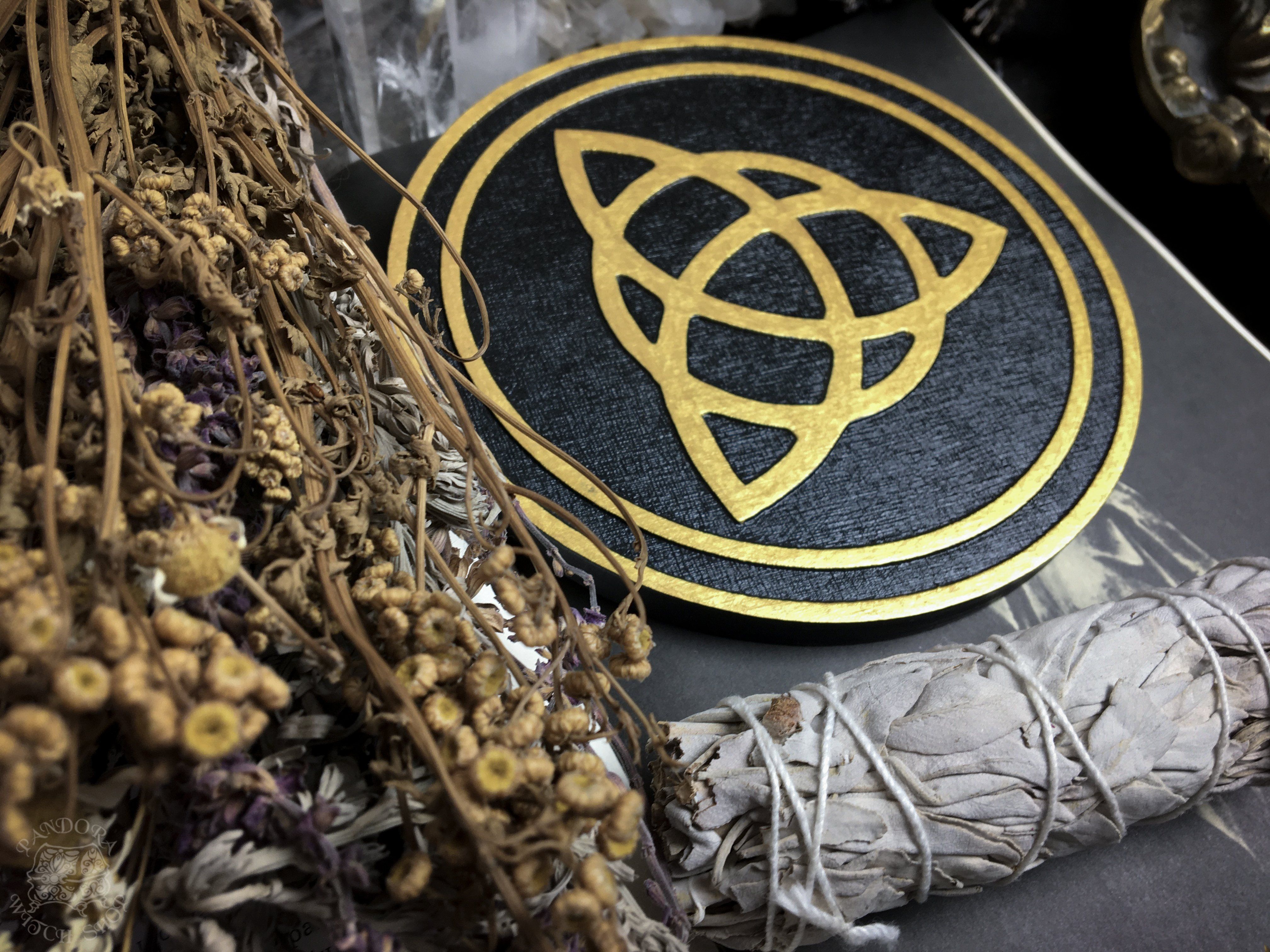Altar pentacle - Triquetra - Color
