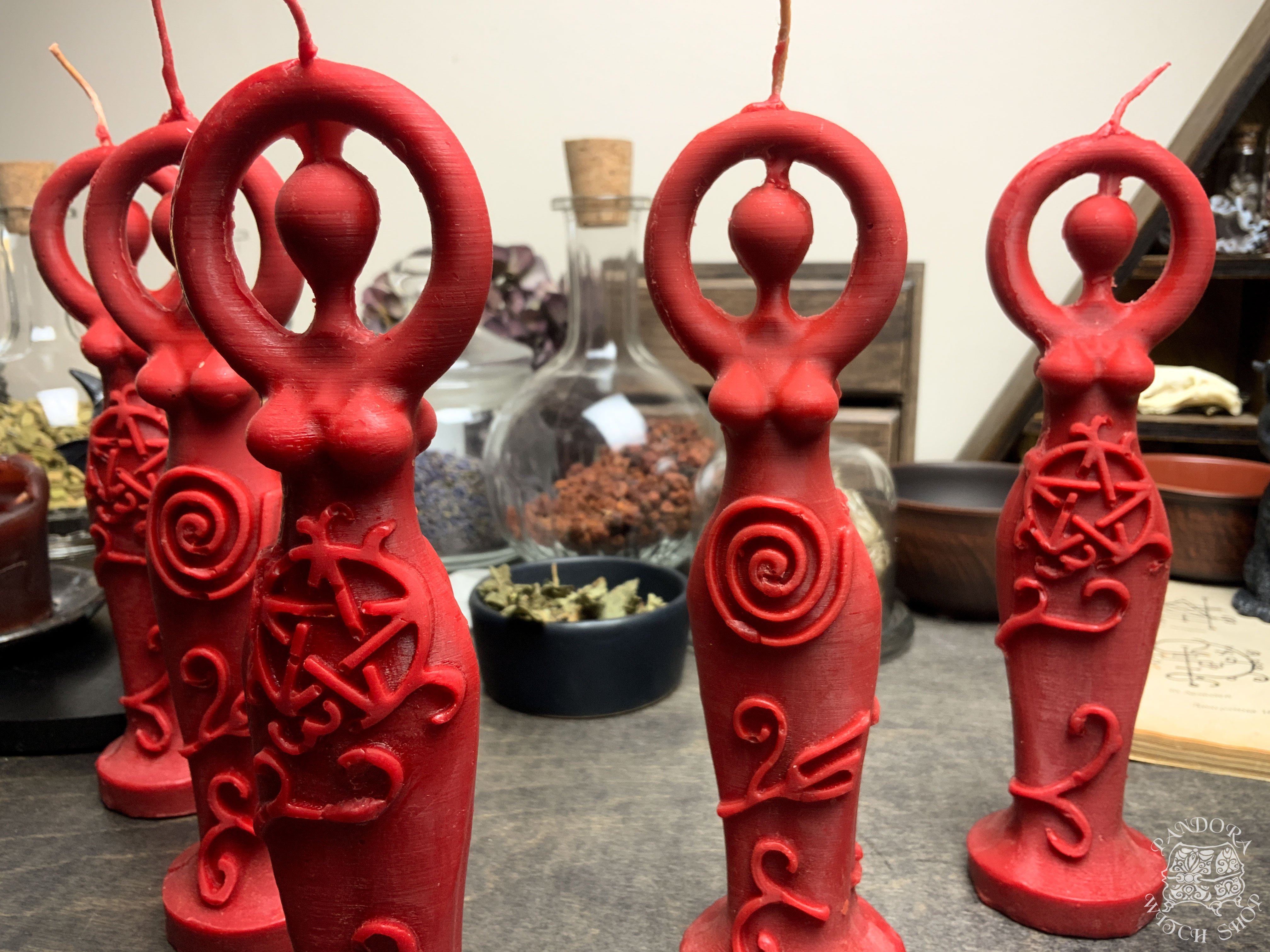 Goddess of Passion - beeswax candle