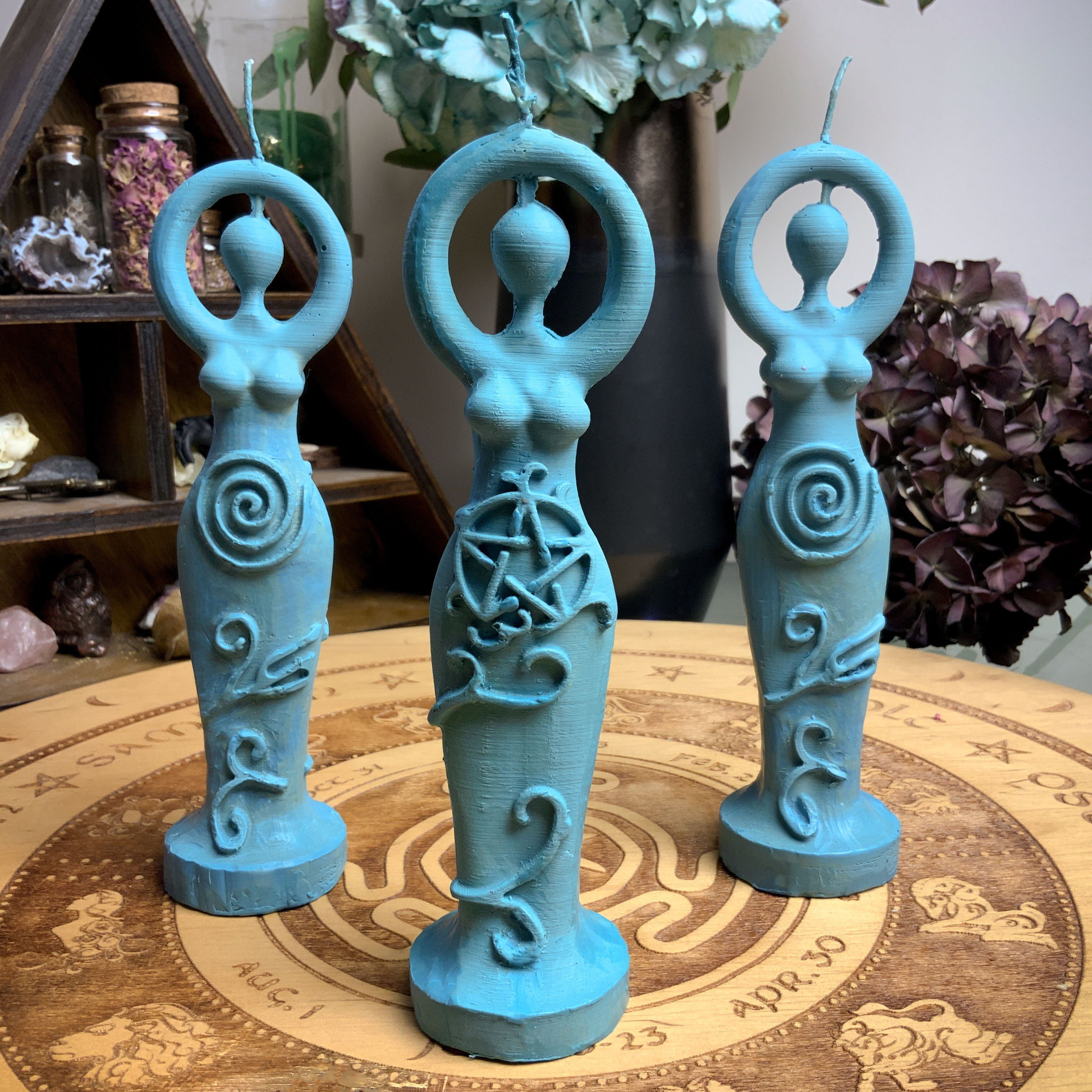 Candle - Goddess Of The Full Moon - Beeswax Candle