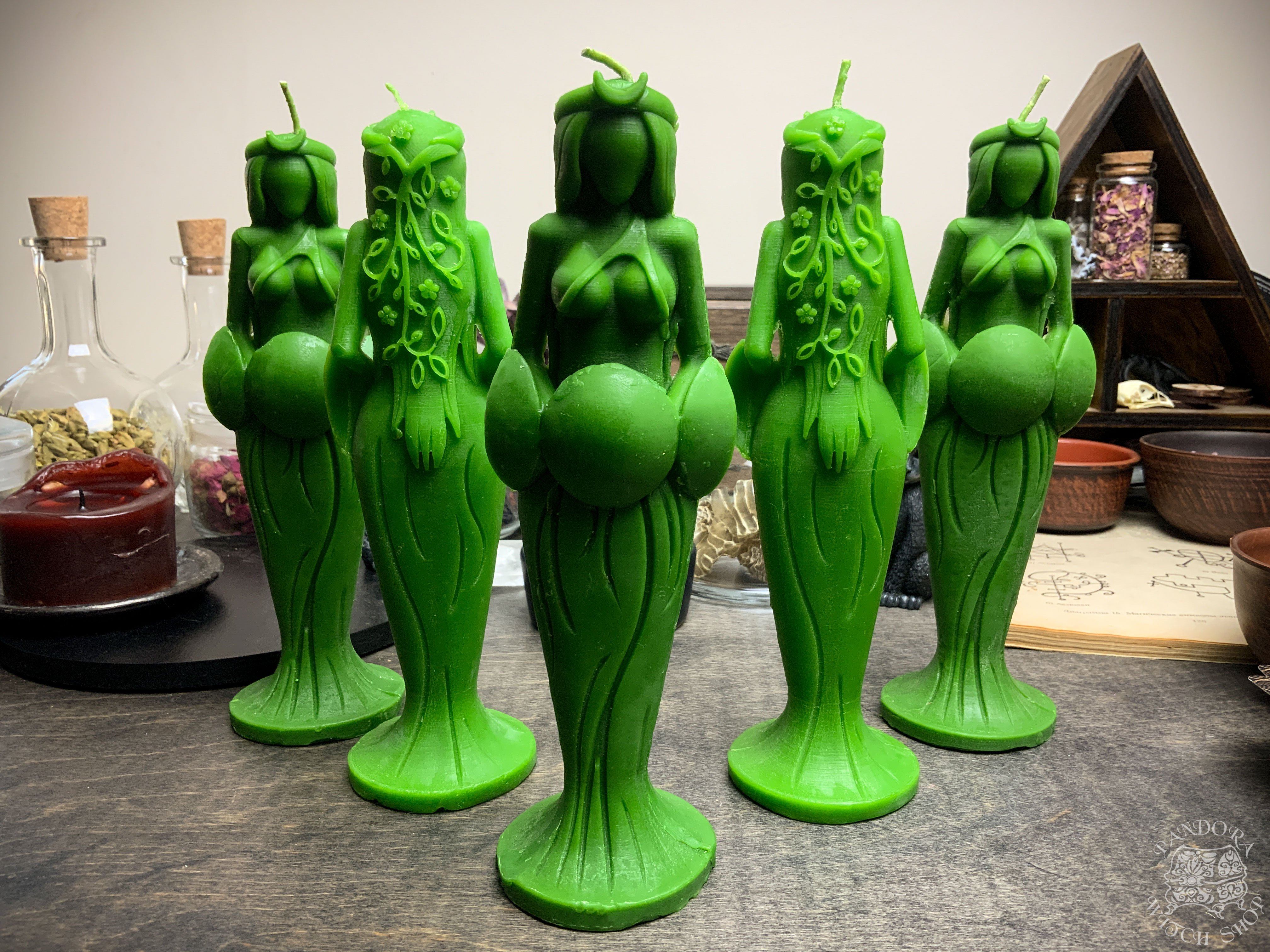 Great Goddess of Fertility - beeswax candle