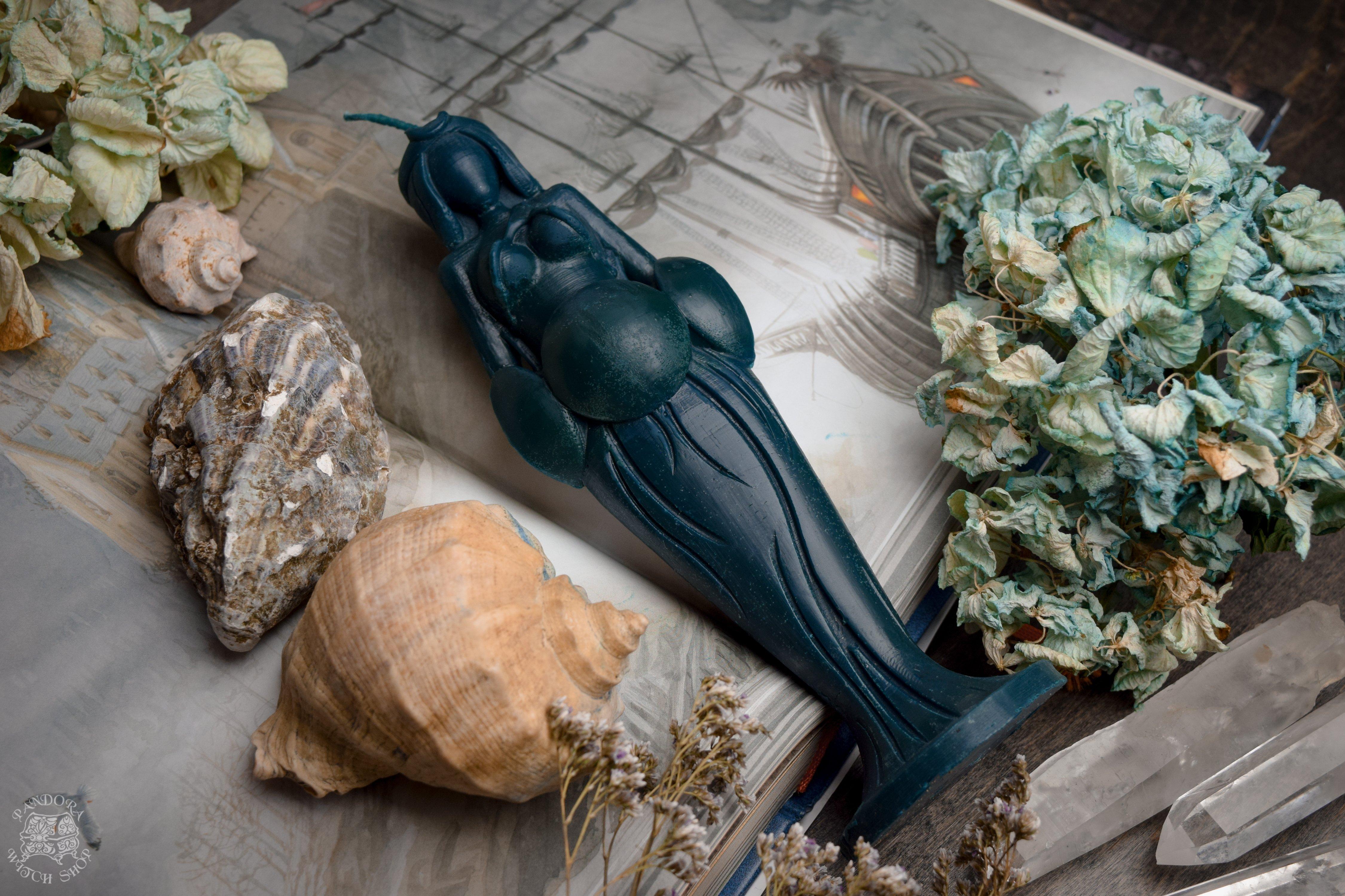 Candle - Great Goddess Of Seas - Beeswax Candle