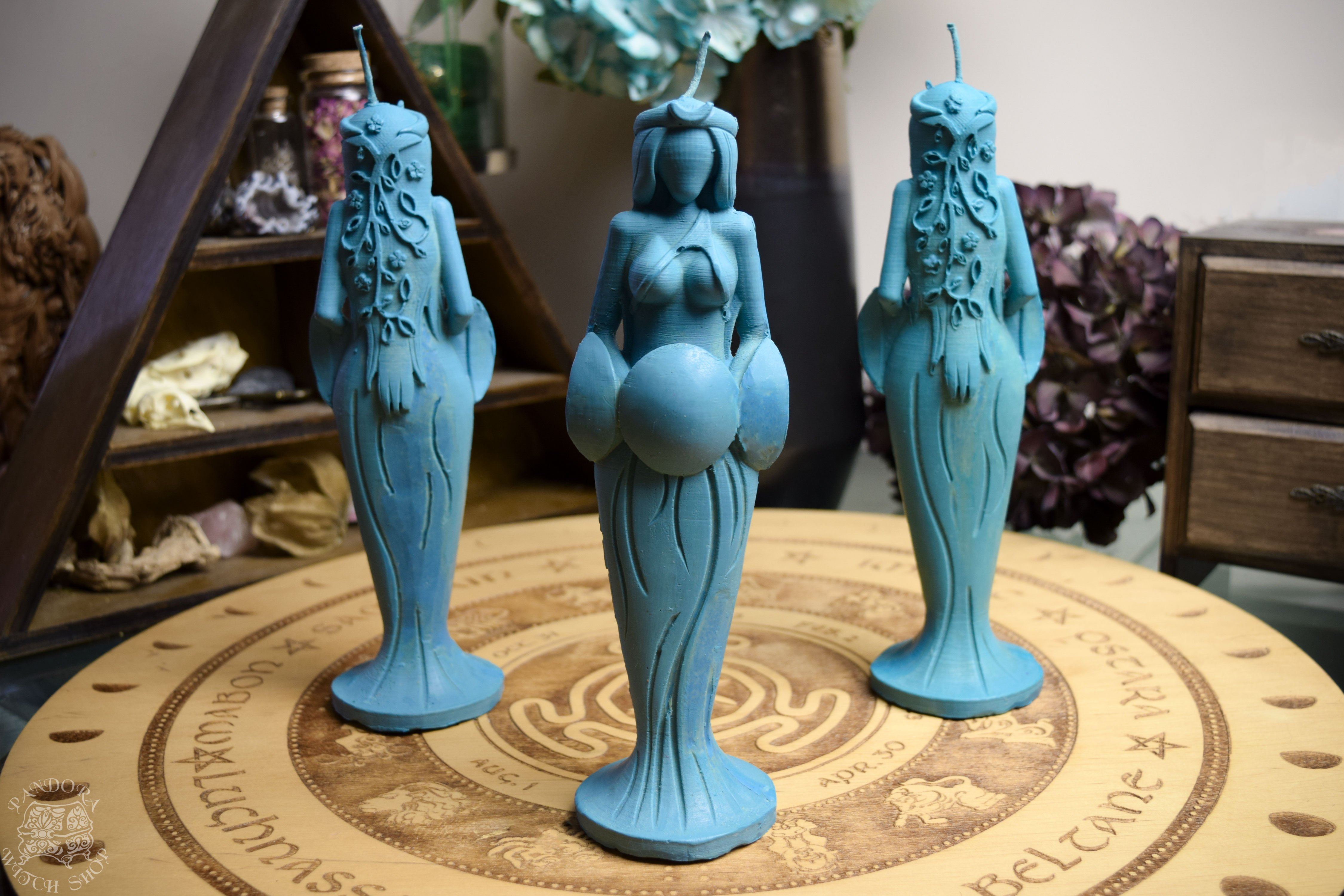 Candle - Great Goddess Of The Full Moon - Beeswax Candle