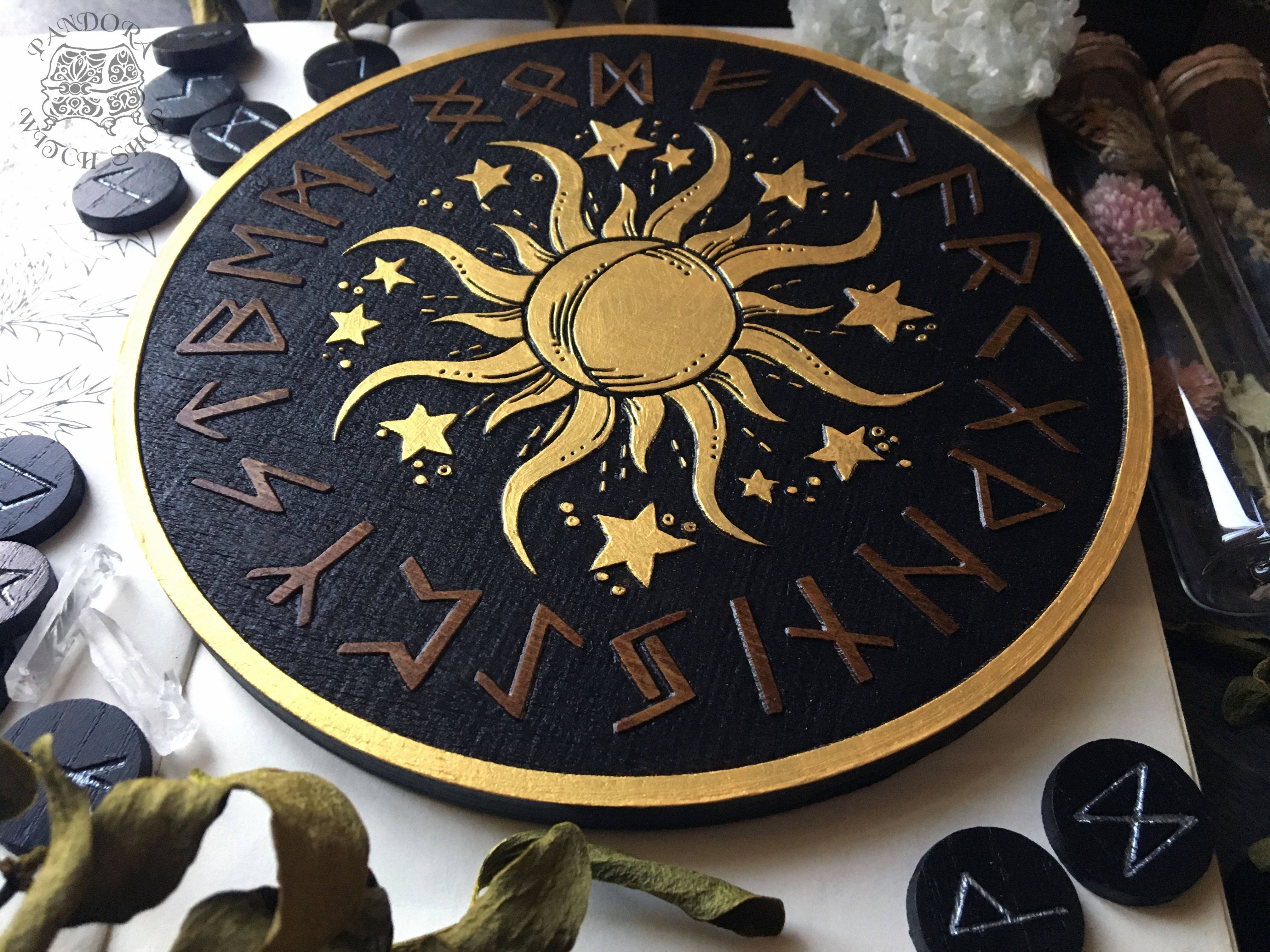 Elder Futhark Runes - Sun - Oak\Black+Gold
