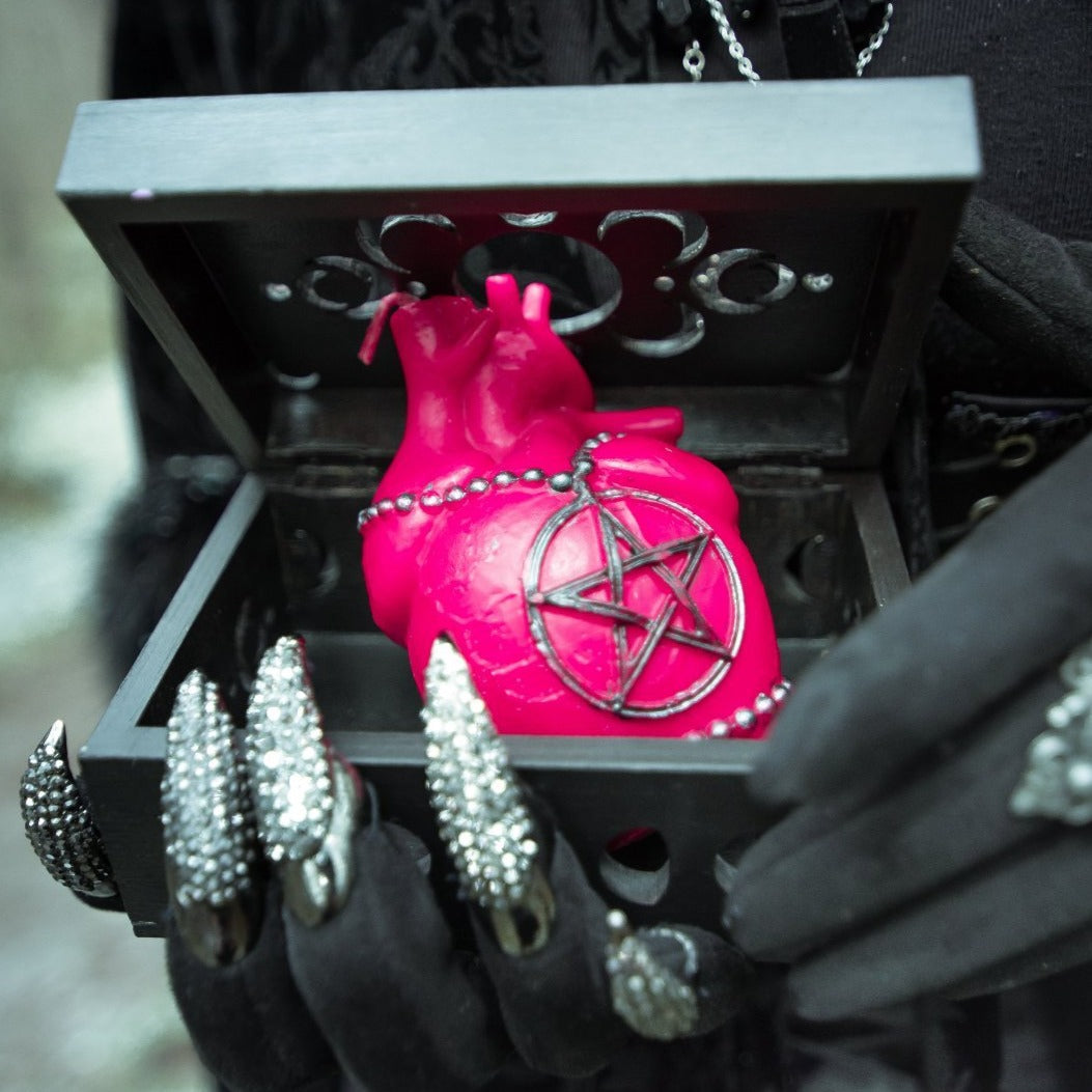 INNOCENT HEART- Beeswax candle