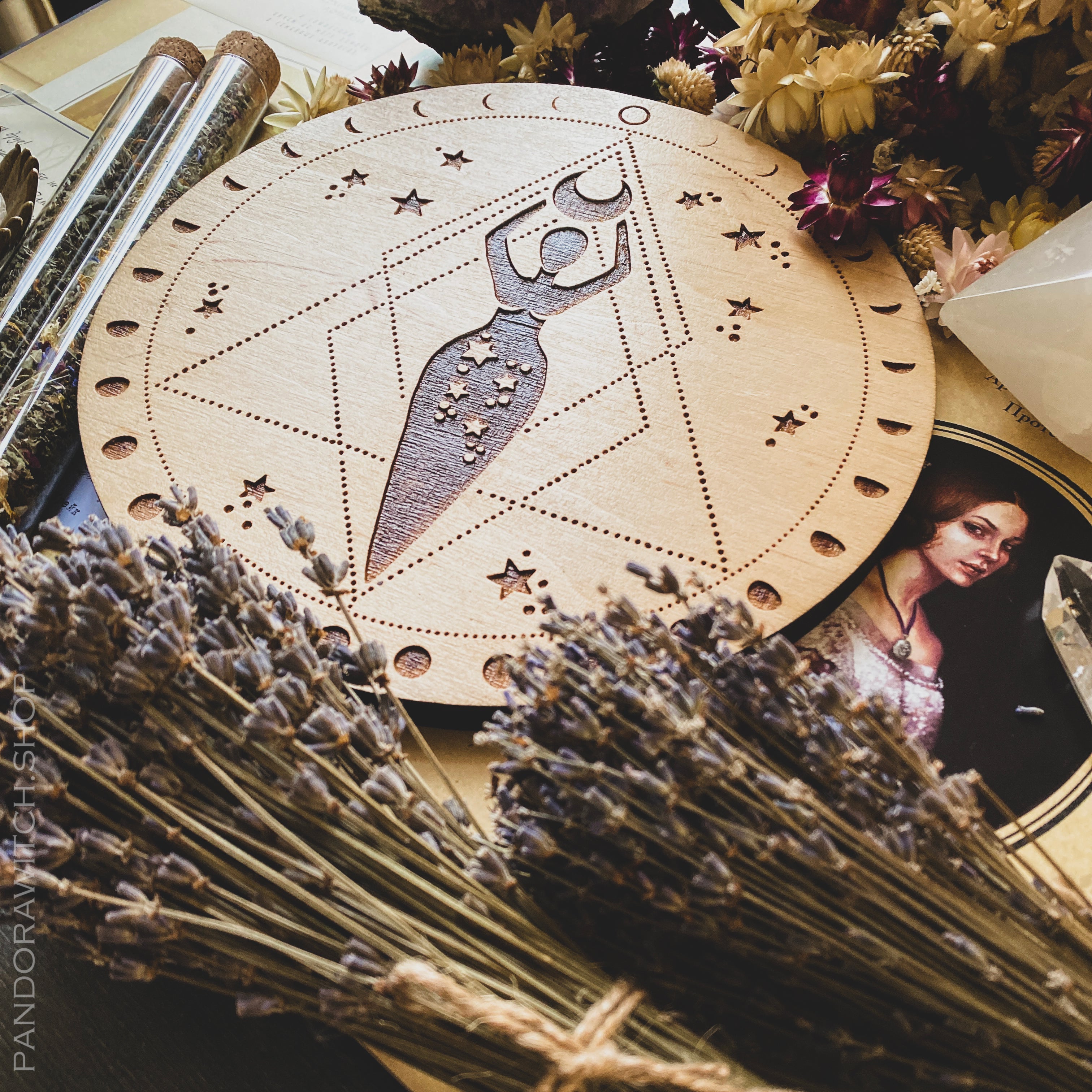 Altar Pentacle - Goddess - Natural - SS