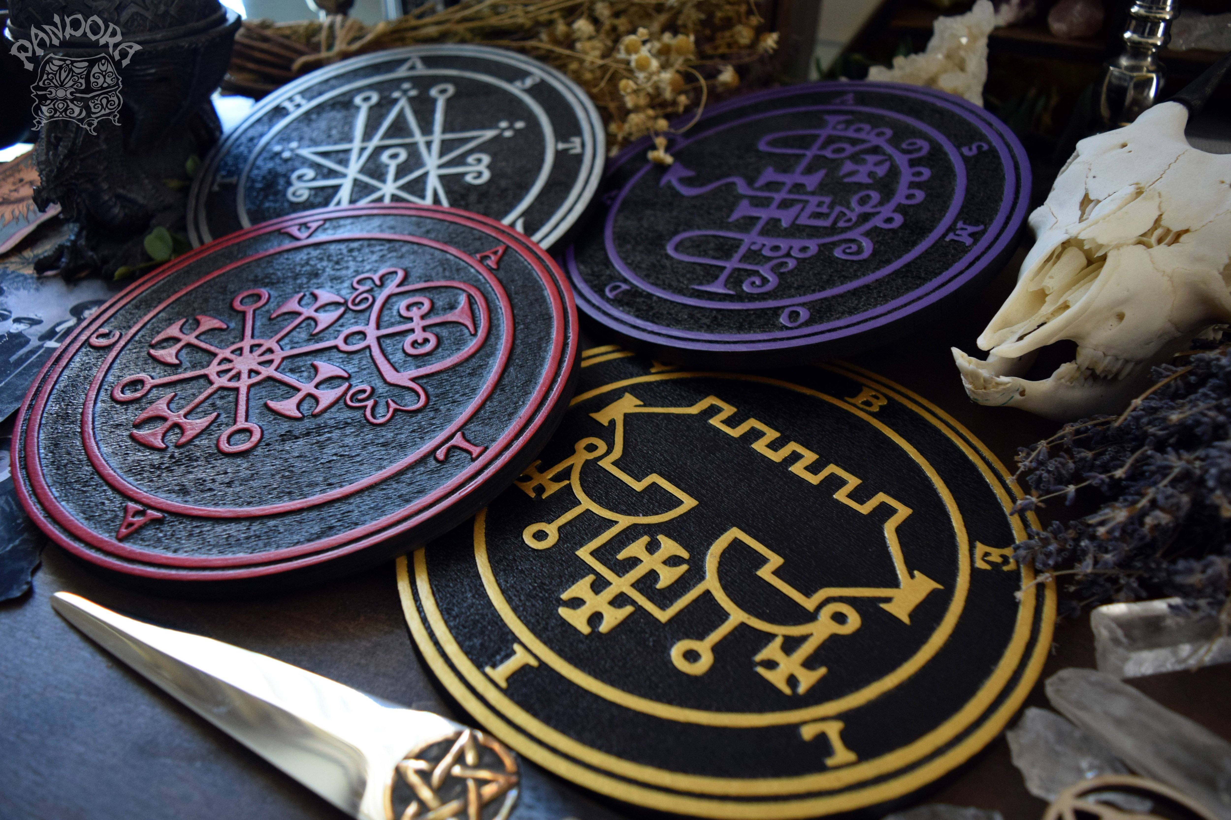 Goetia Demon Sigil - Ars Goetia Demons - Gold - Belial and Decarabia- SS