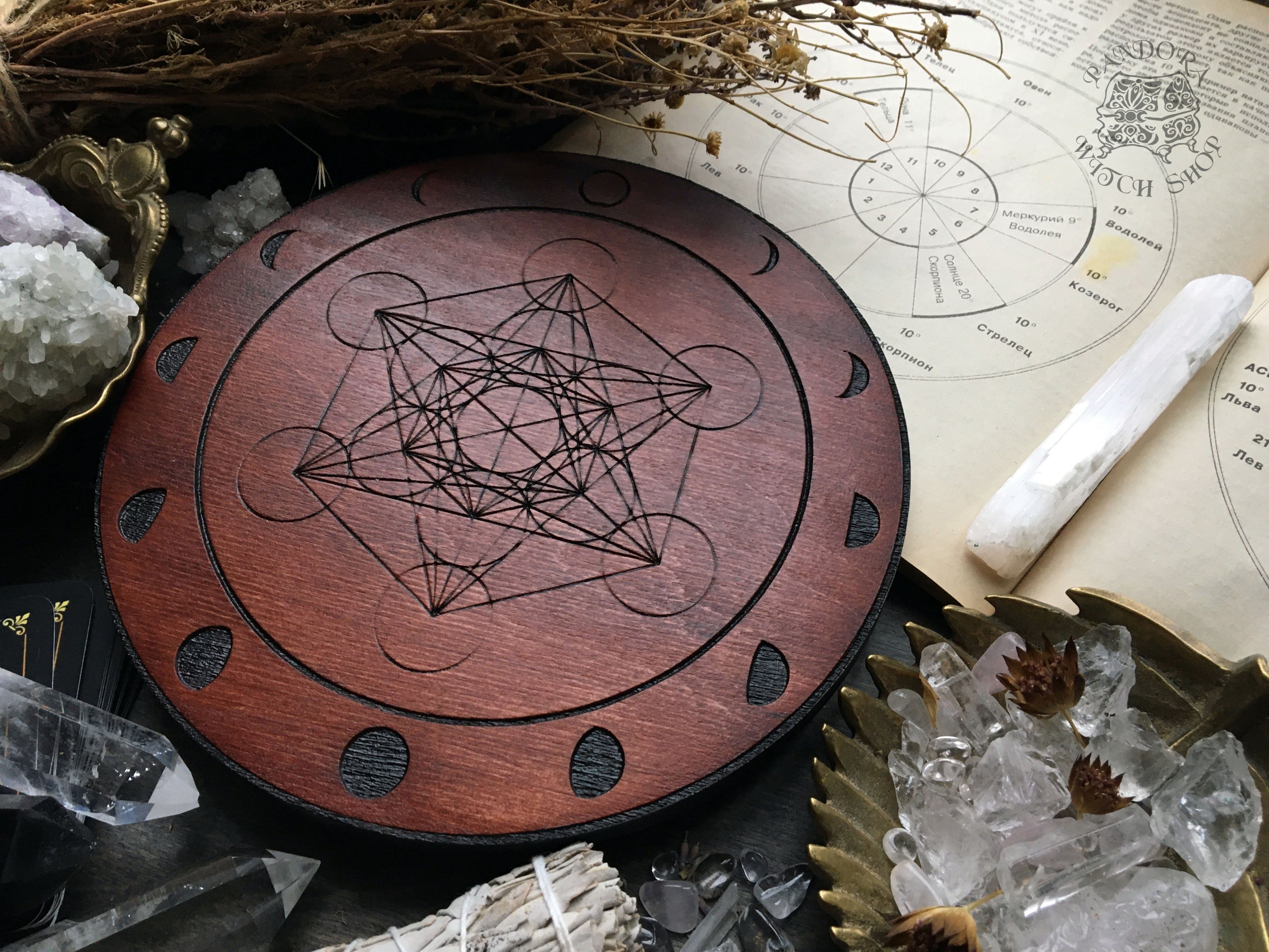 Crystal grid - Moon Metatrons Cube - Red wood - SS