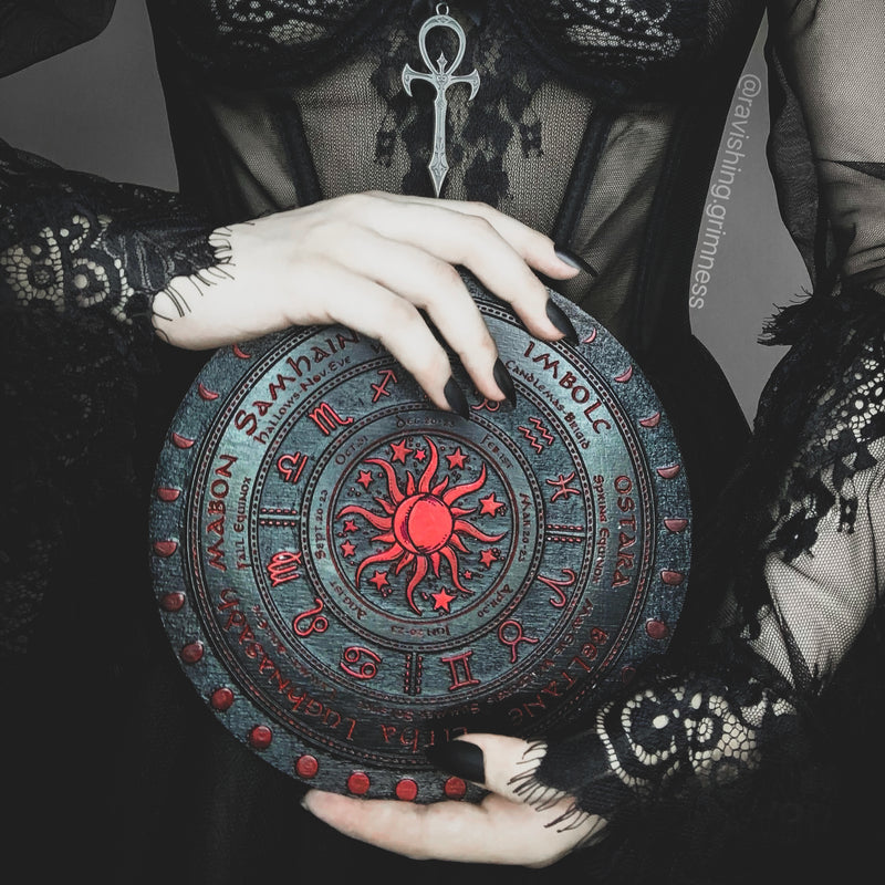 Wheel of the Year - Sun and Moon - Black\Red