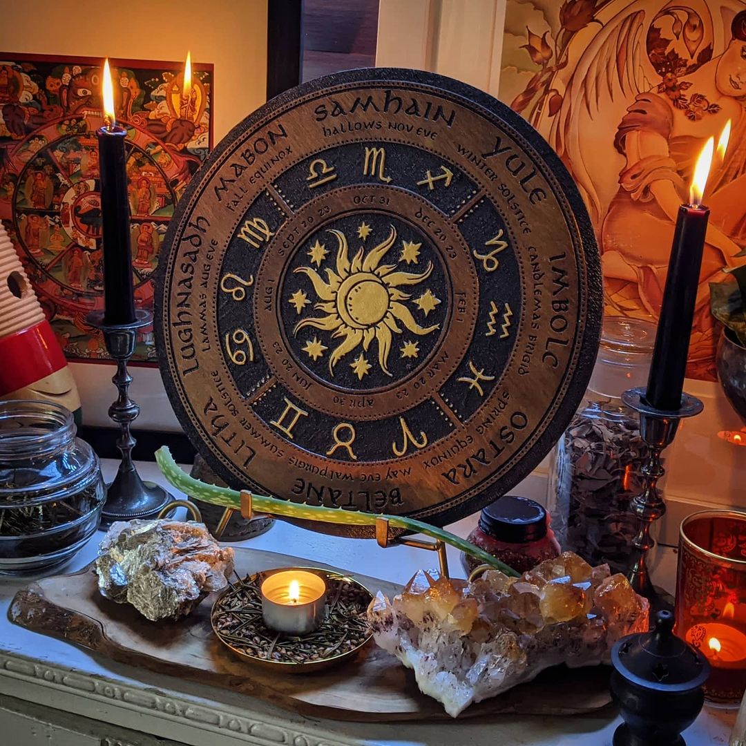 Wheel of the Year - Sun - Wood\Gold