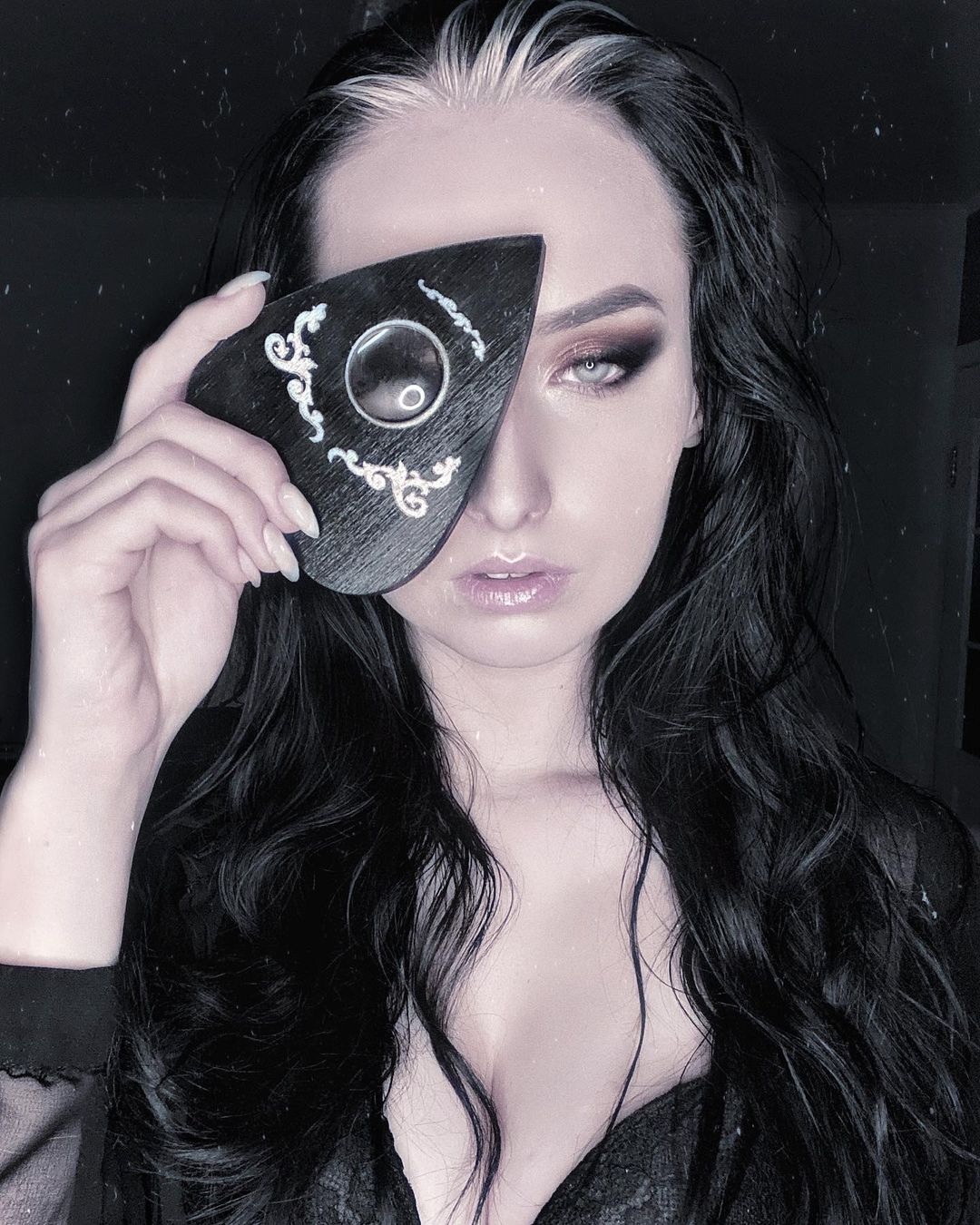 Ouija Board - Classic - Black and Silver