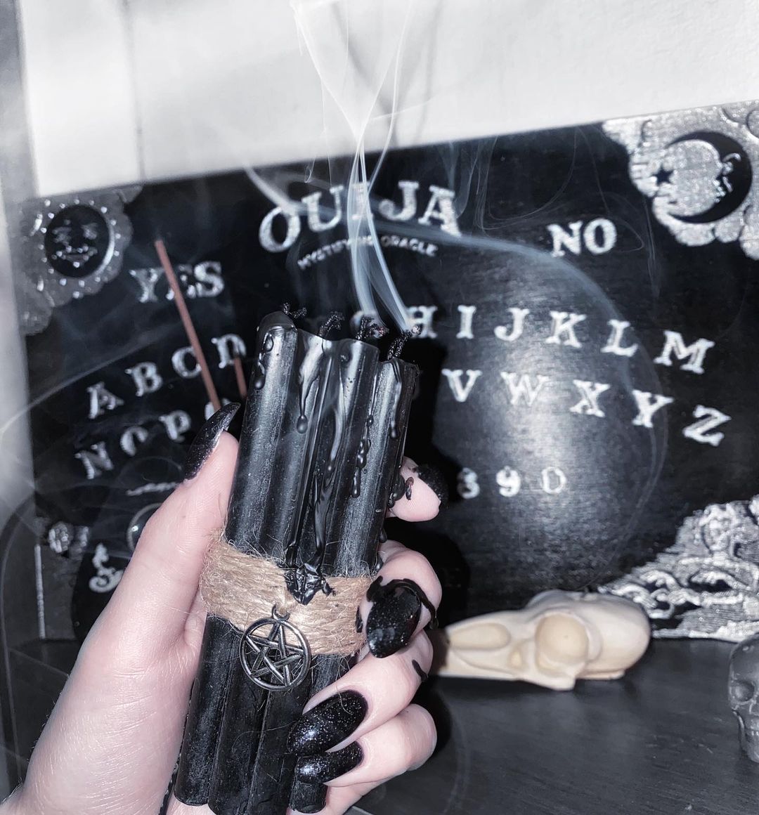 Ouija Board - Classic - Black and Silver