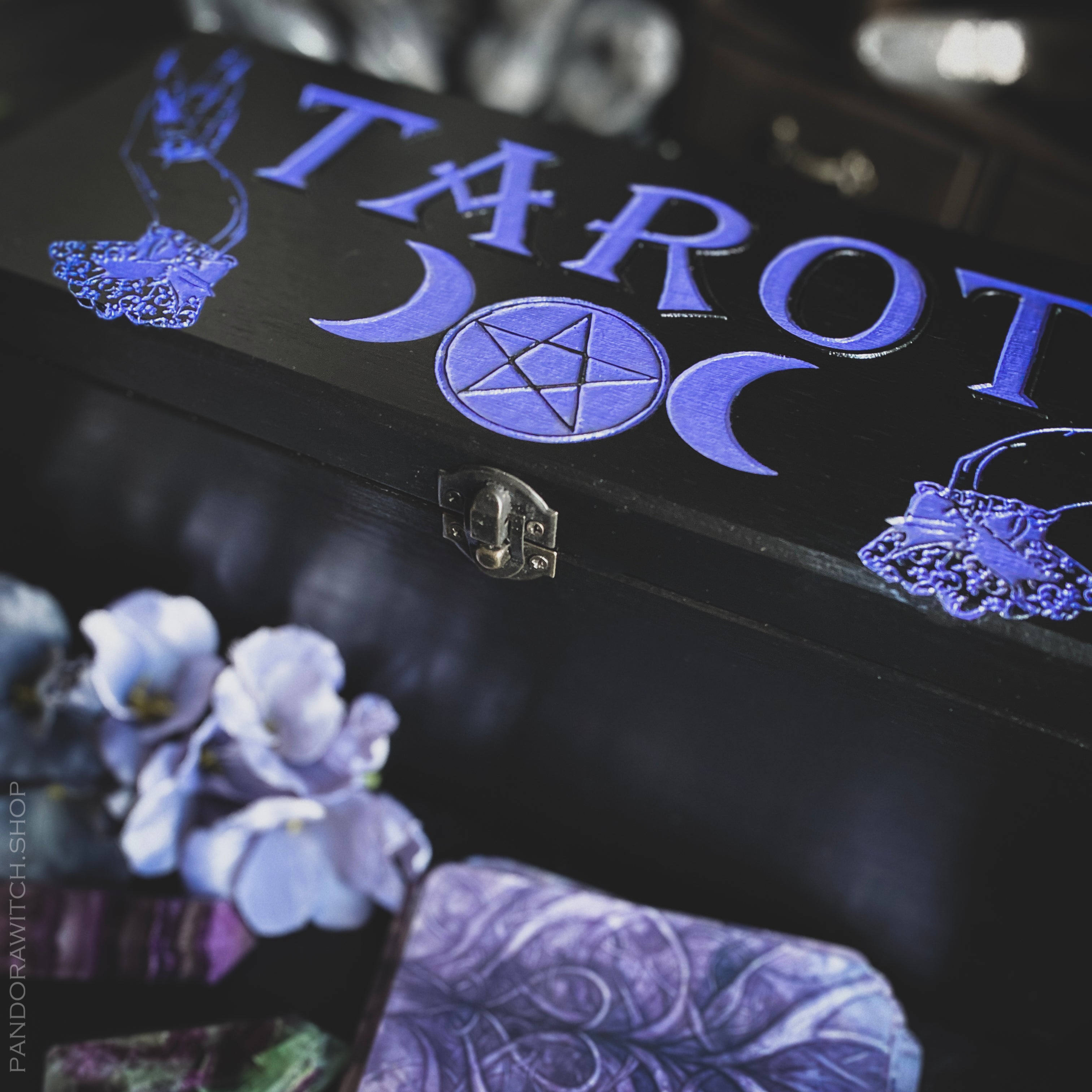 Box for 10 Tarot decks - Witch's Hands