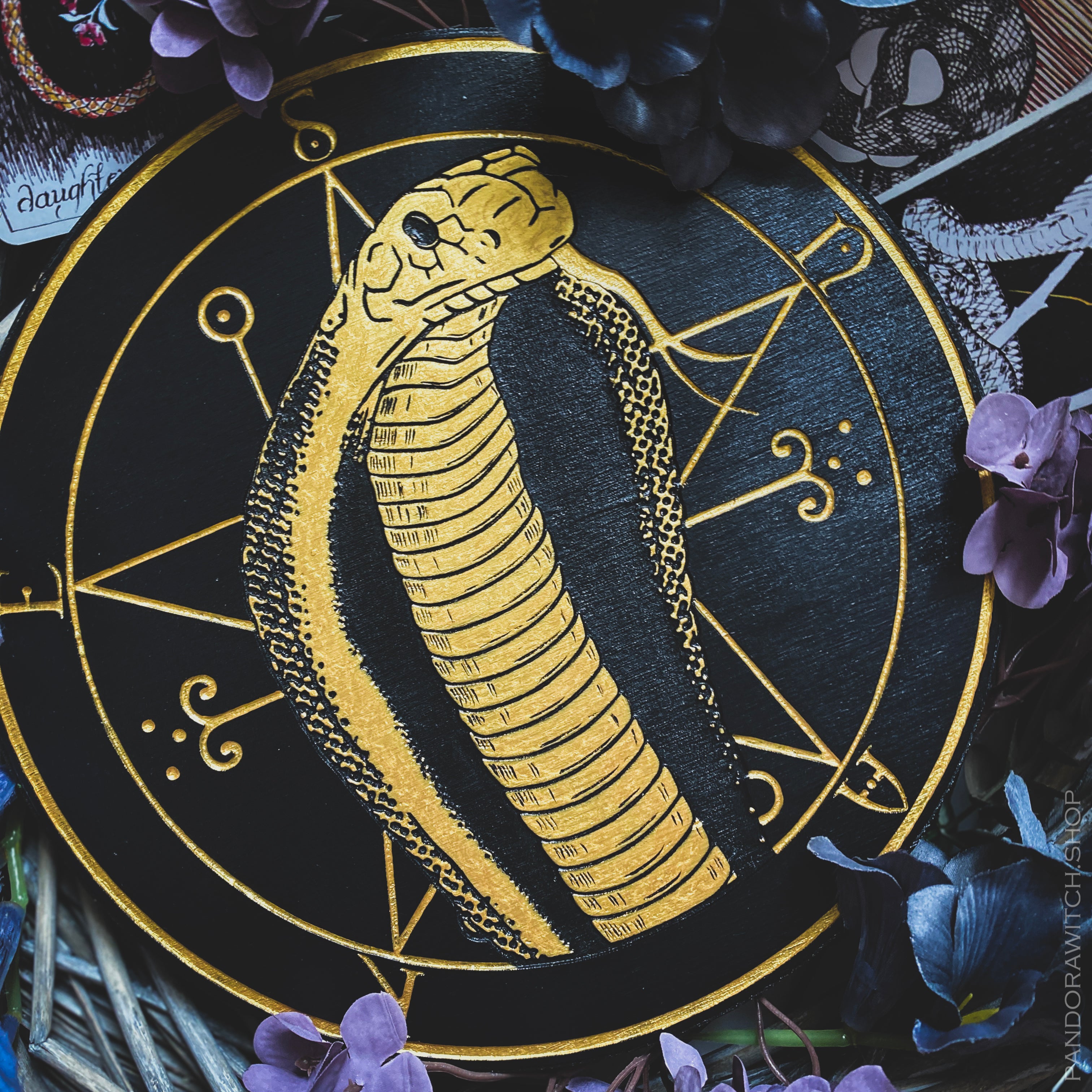 Familiar - Serpent - Golden Cobra