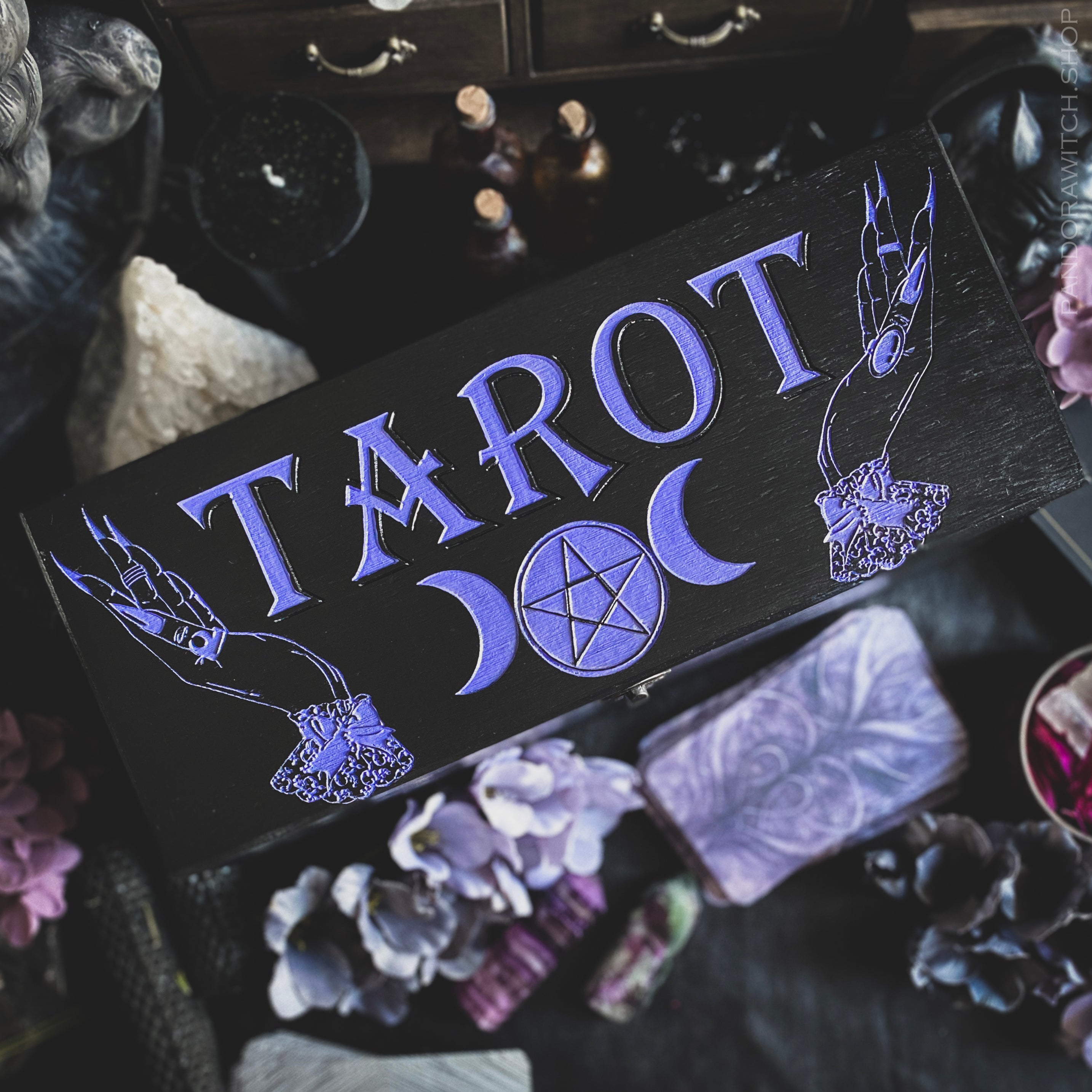 Box for 10 Tarot decks - Witch's Hands