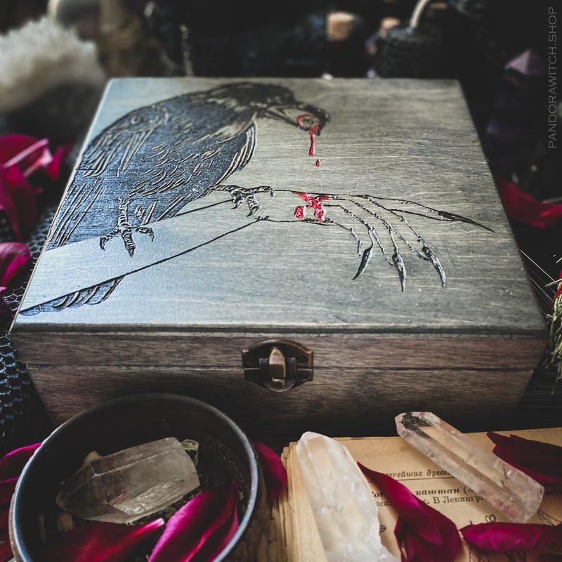 Box with sections - The Raven