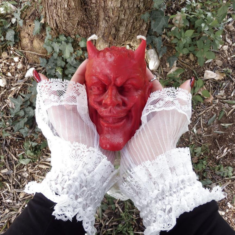Devil's Head - Red - Beeswax candle