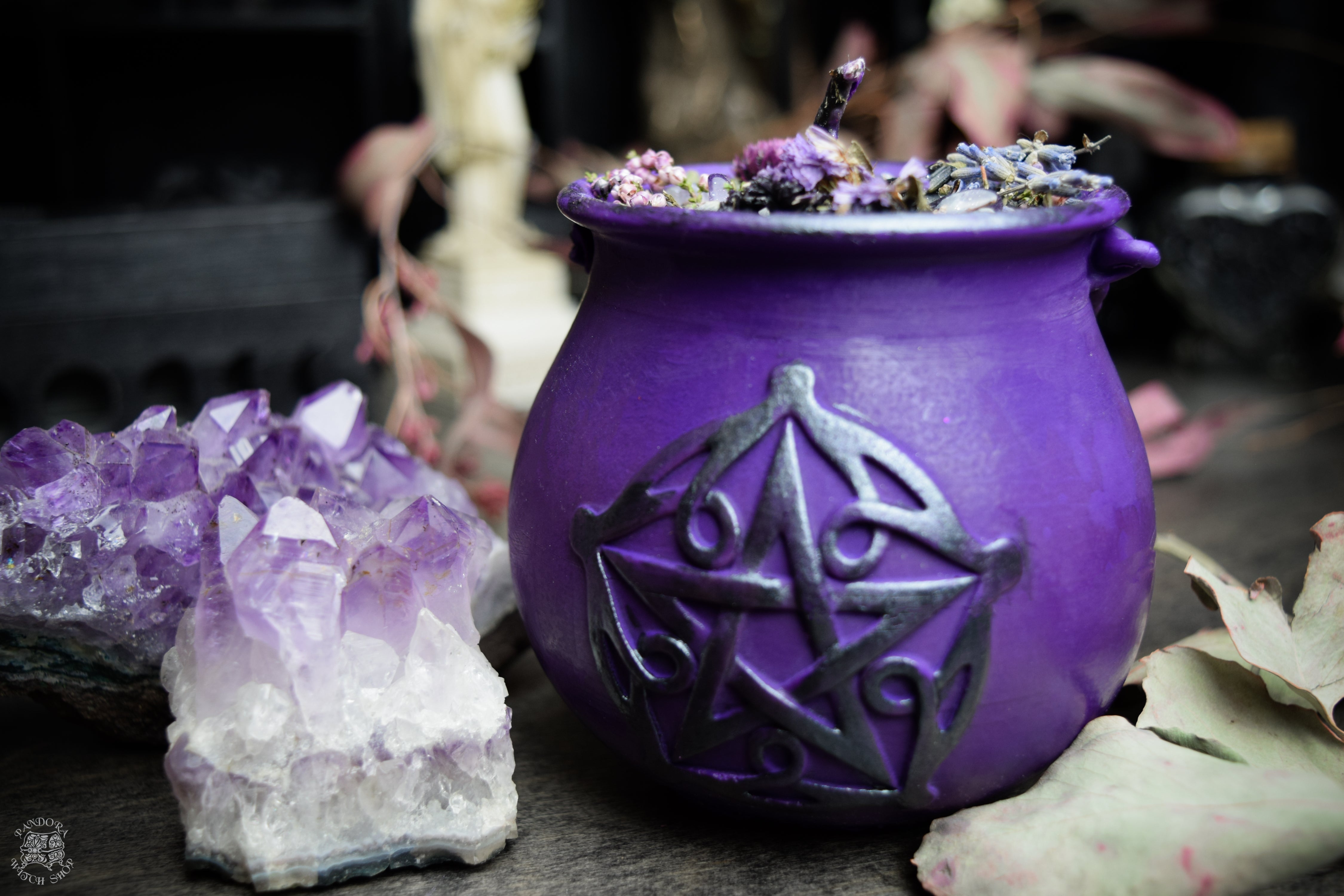 Witch Potion - The Lavender Spells - Beeswax candle