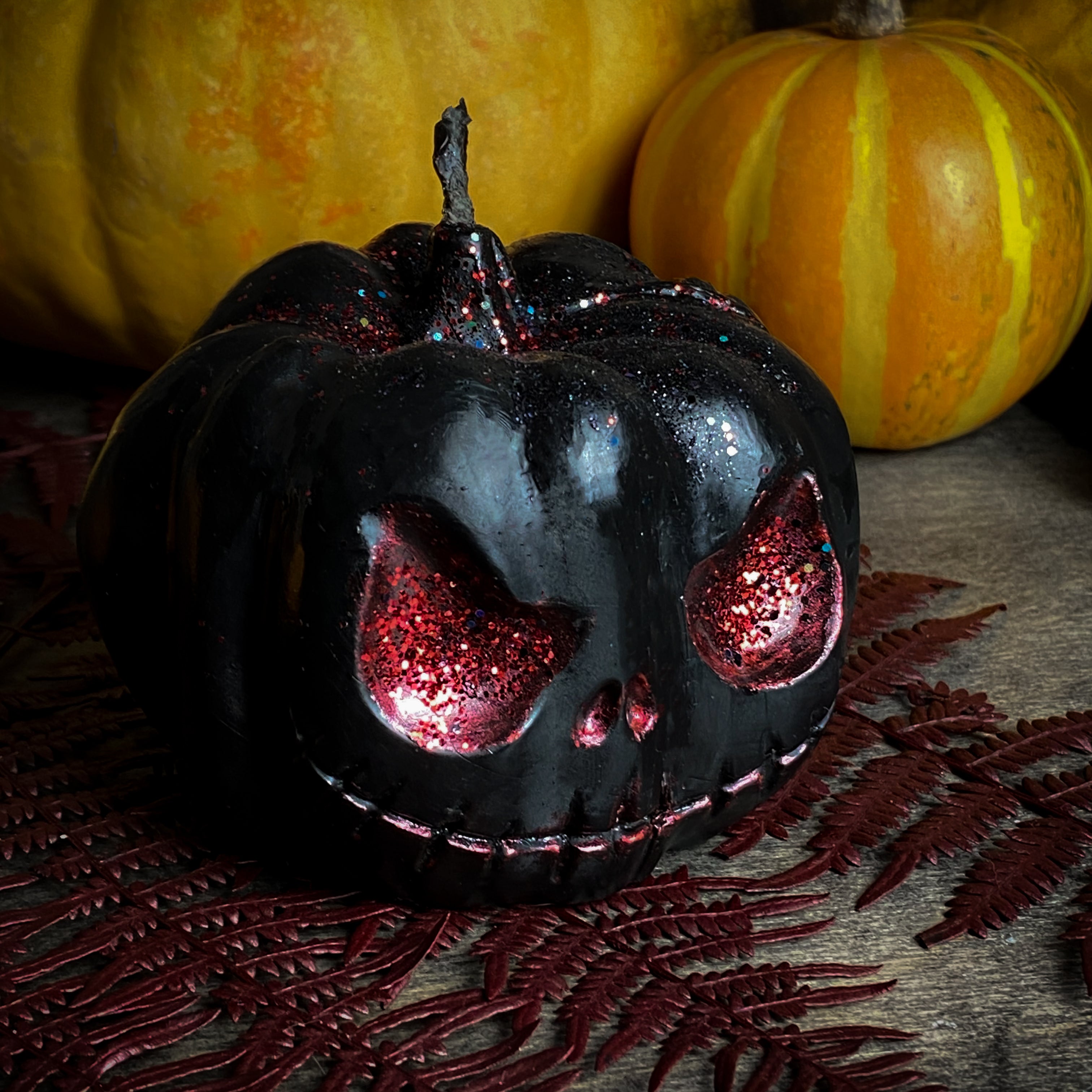 Pumpkin Vampire Chic - Beeswax candle