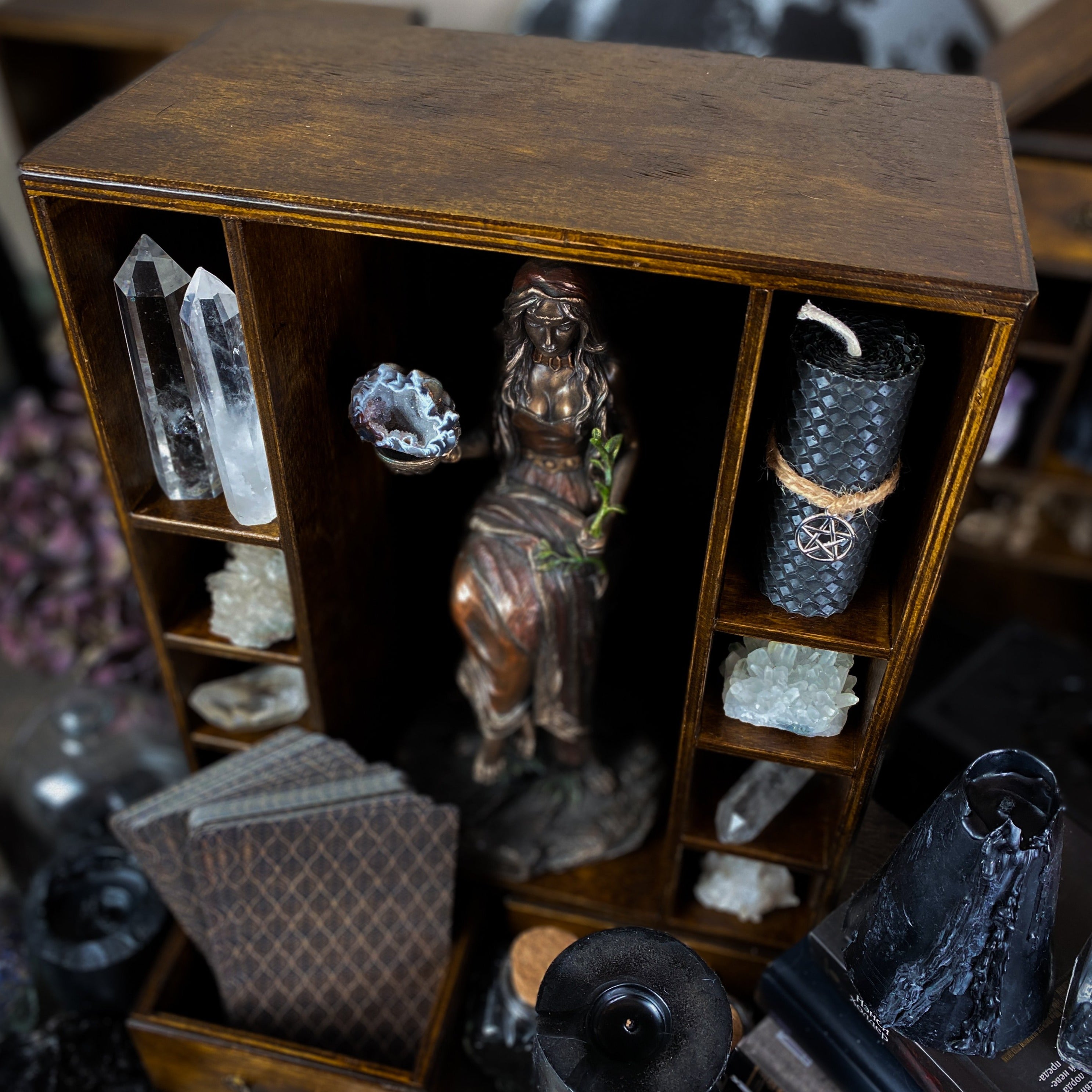 Shelf Magic Chest - Dark wood