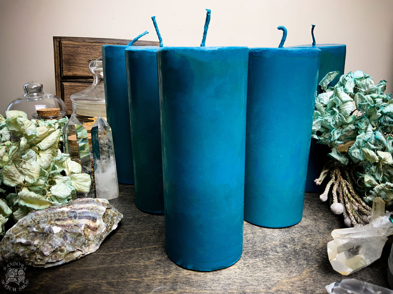 Big Blue cylinder - Beeswax candle