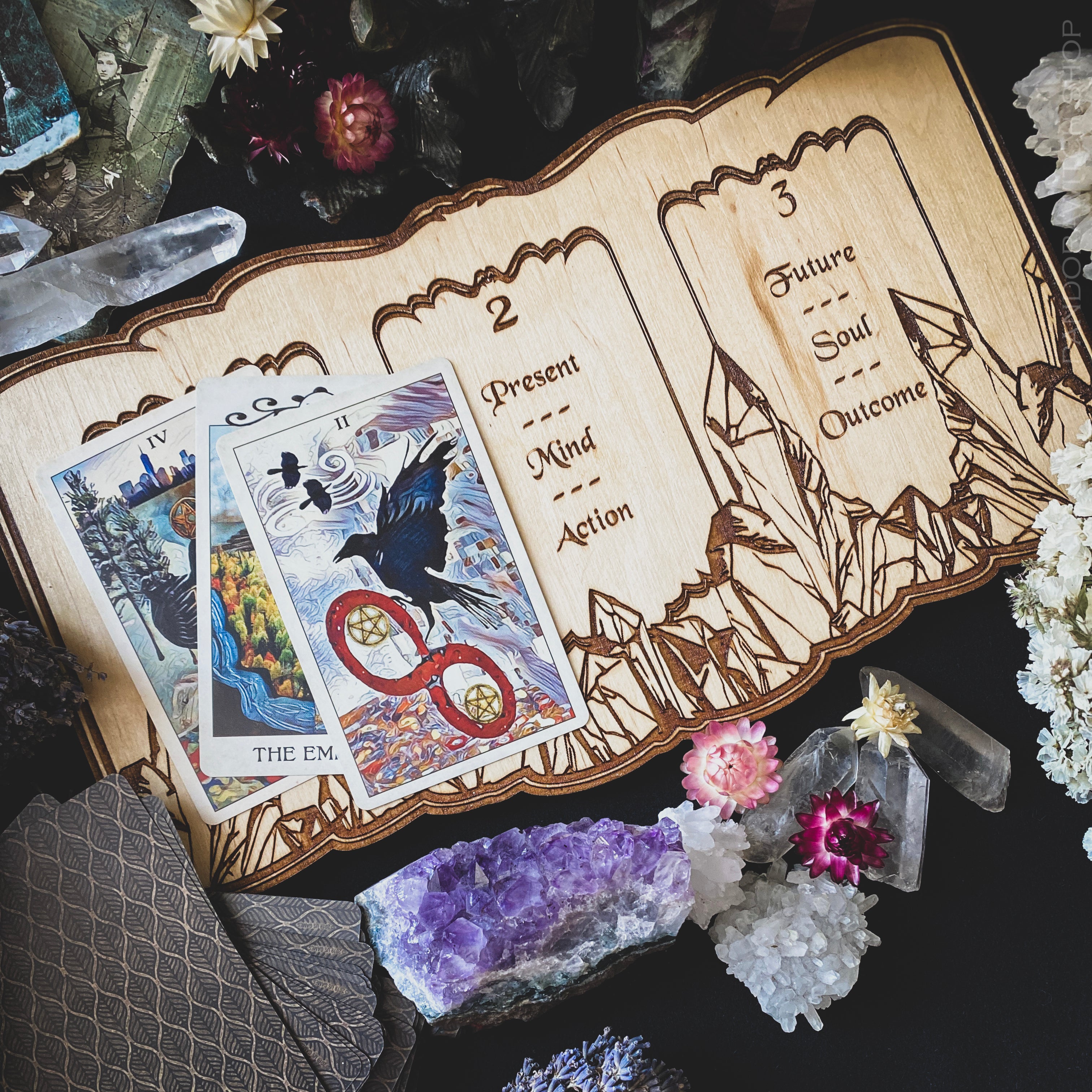 Tarot Board Three Card Spread - Crystals