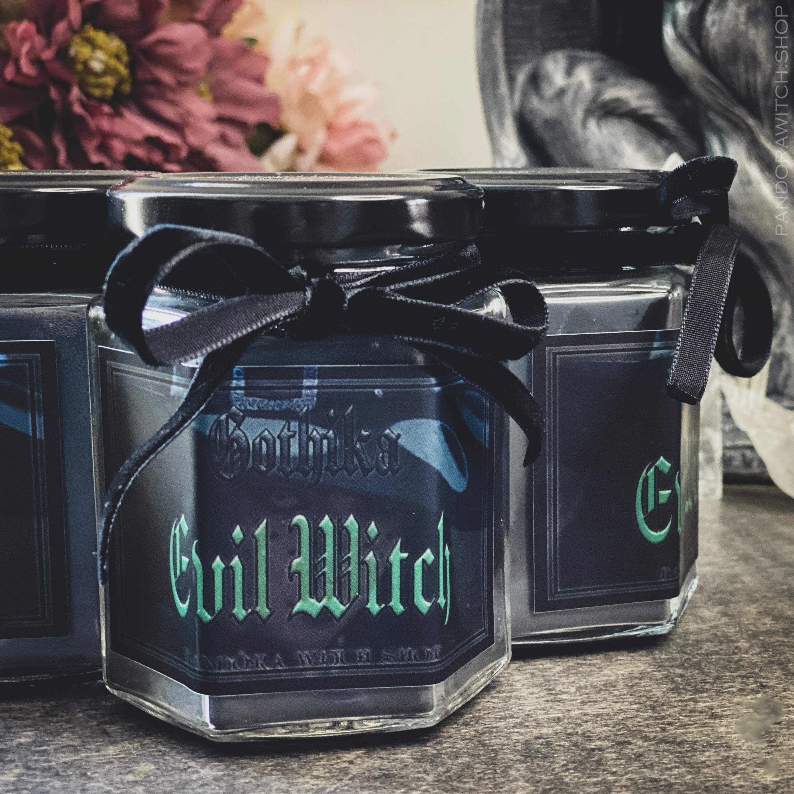 Gothika Evil Witch - Scented Soy Candle