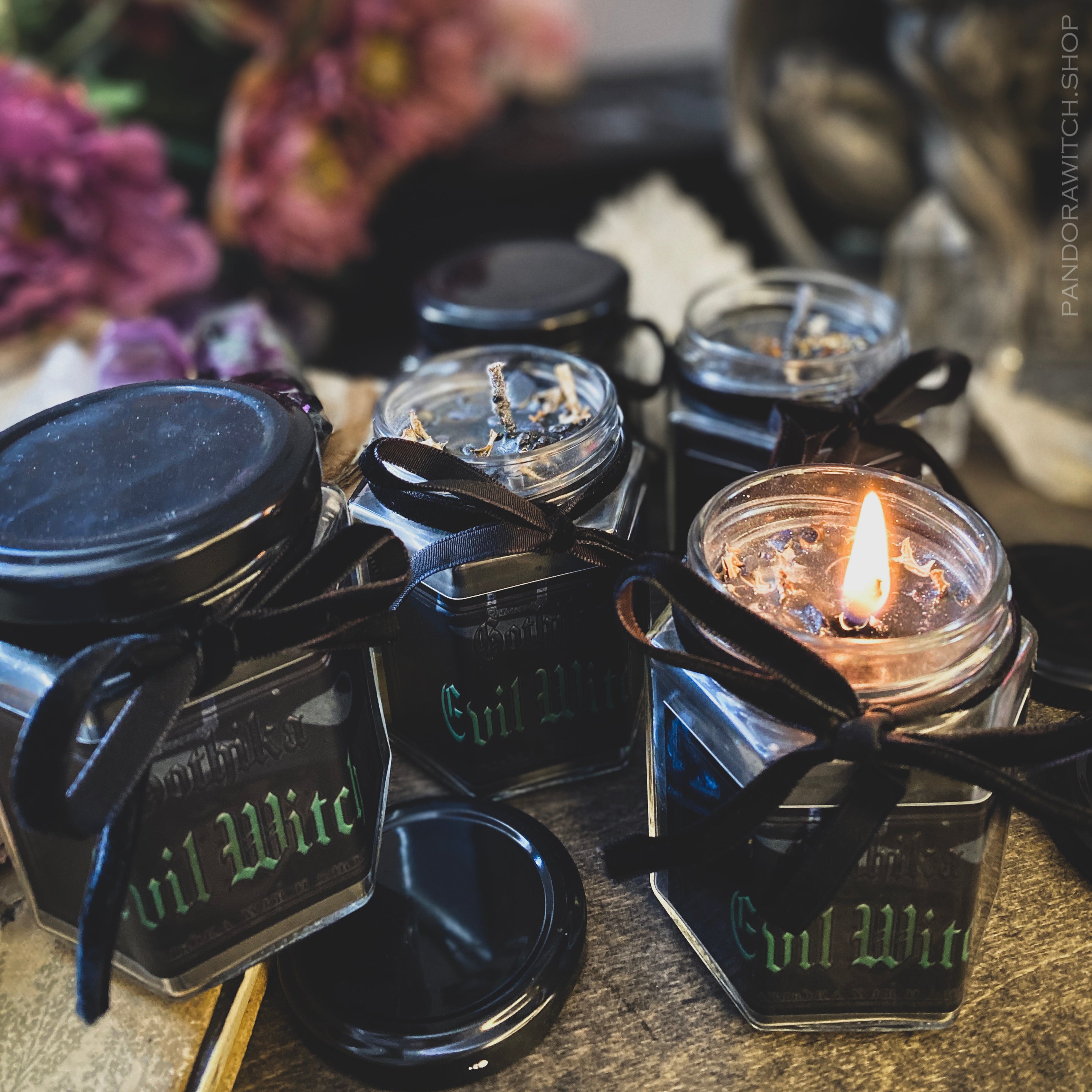 Gothika Evil Witch - Scented Soy Candle