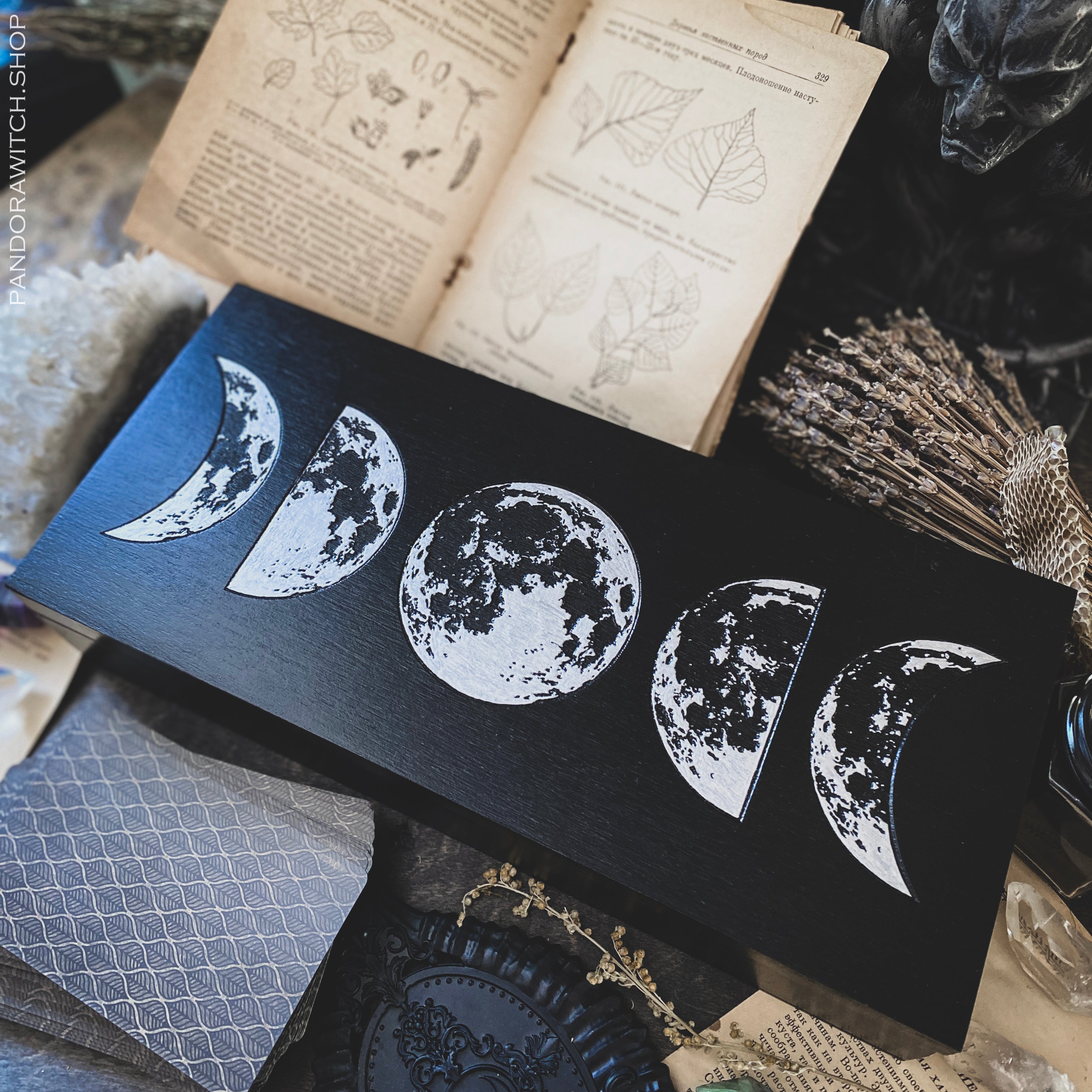 Box - Silver Moons -  For 4 Tarot decks