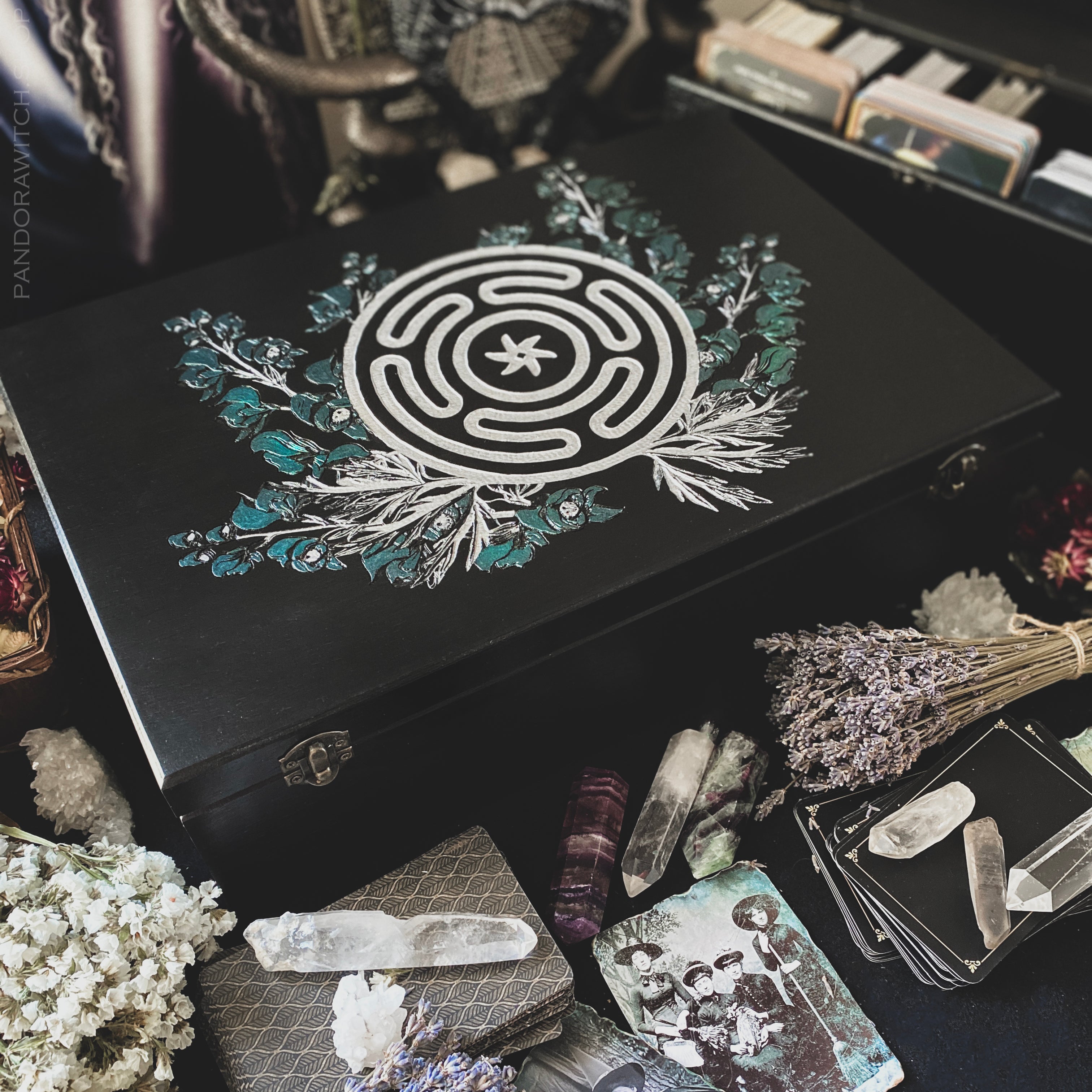 Altar Box - Hecate's Aconite