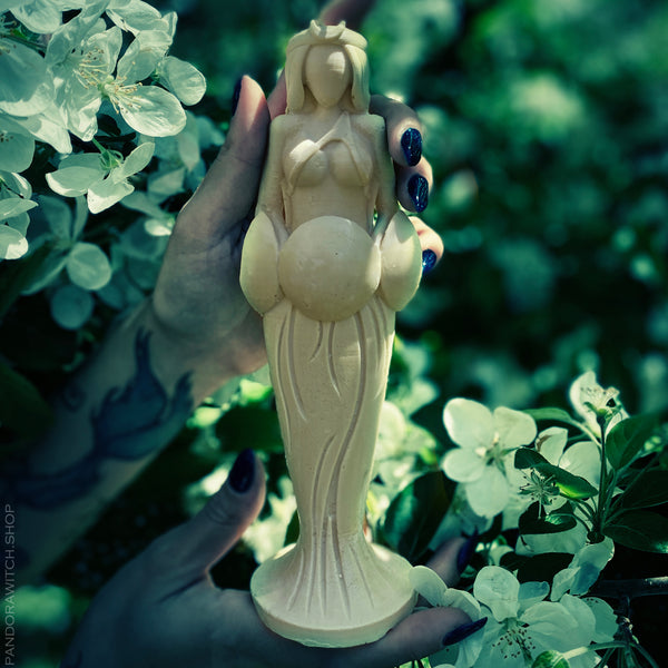 Great Goddess of Harmony - beeswax candle