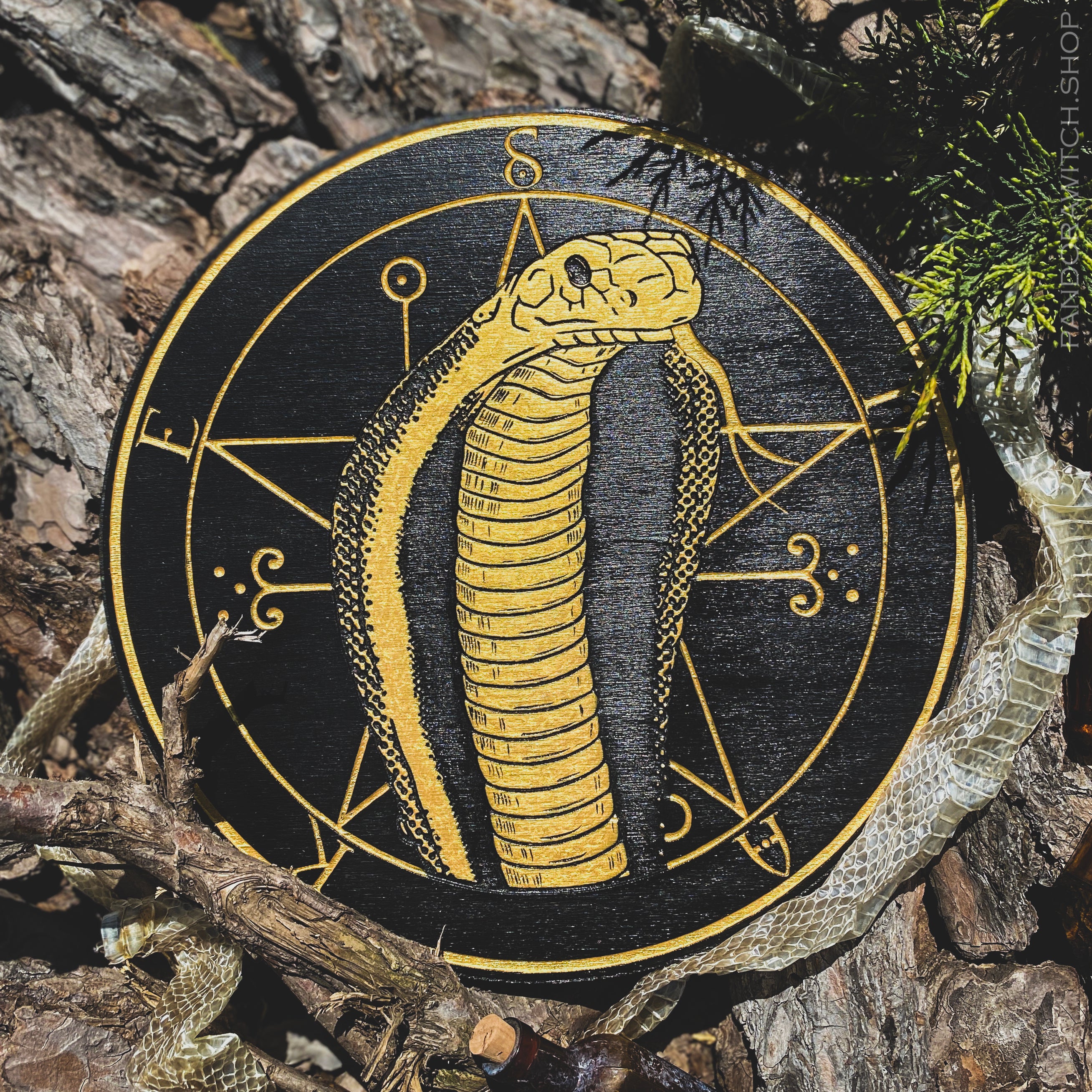 Familiar - Serpent - Golden Cobra