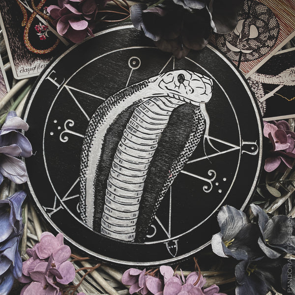 Familiar - Serpent - Silver Cobra