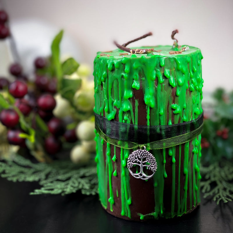 Gothika Forest Witch - Beeswax candle