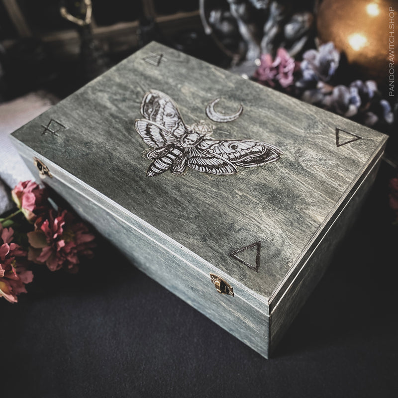 Big Witch Box - Silver Death's head Moth