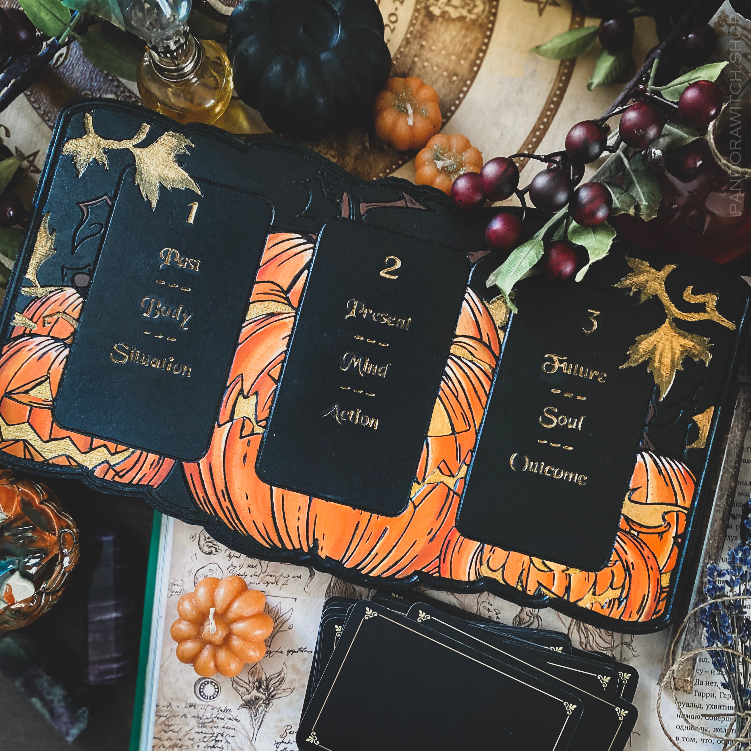 Tarot Board Three Card Spread - Pumpkin Mood