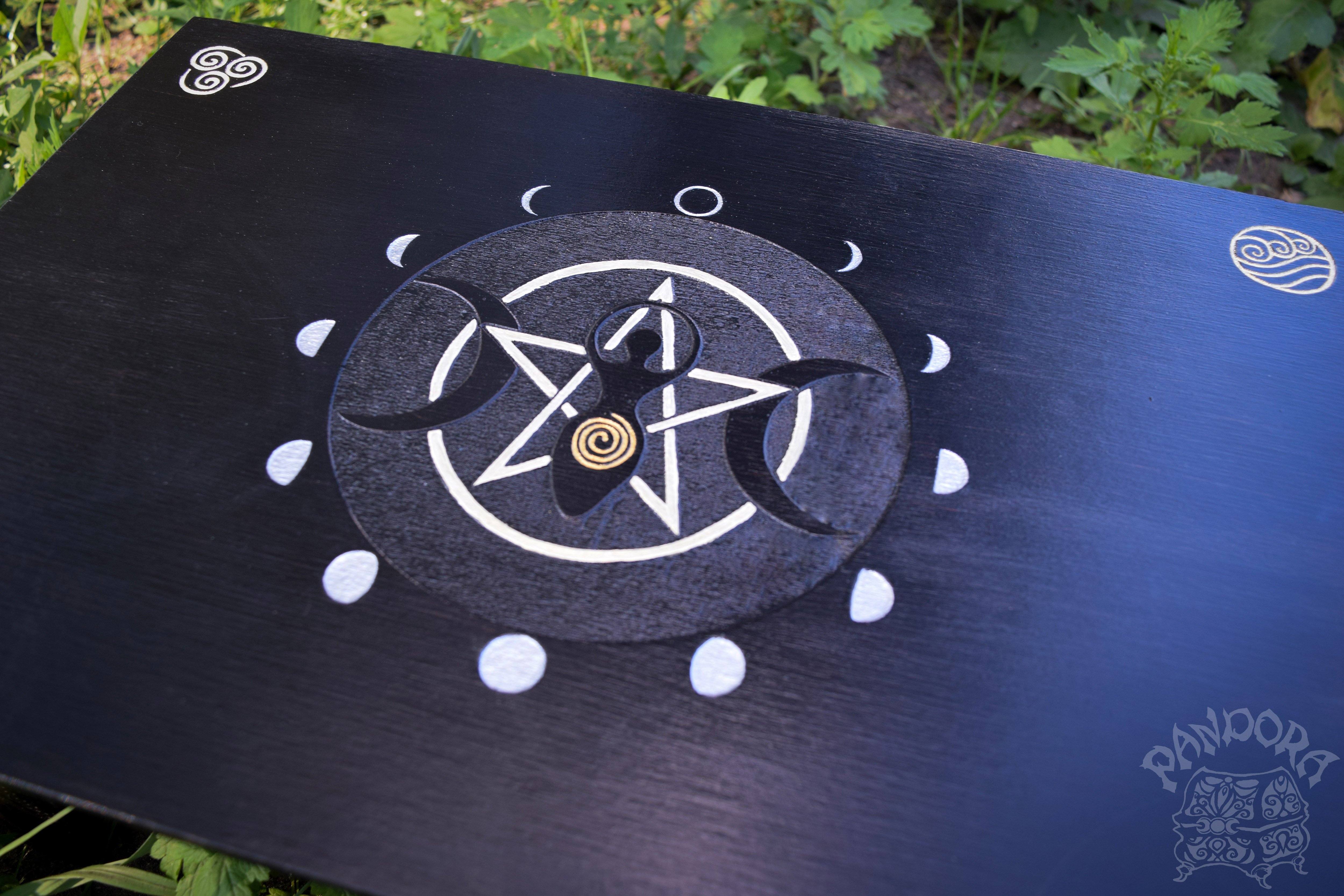 Altar Table - Altar Table "Moon Circle Goddess"